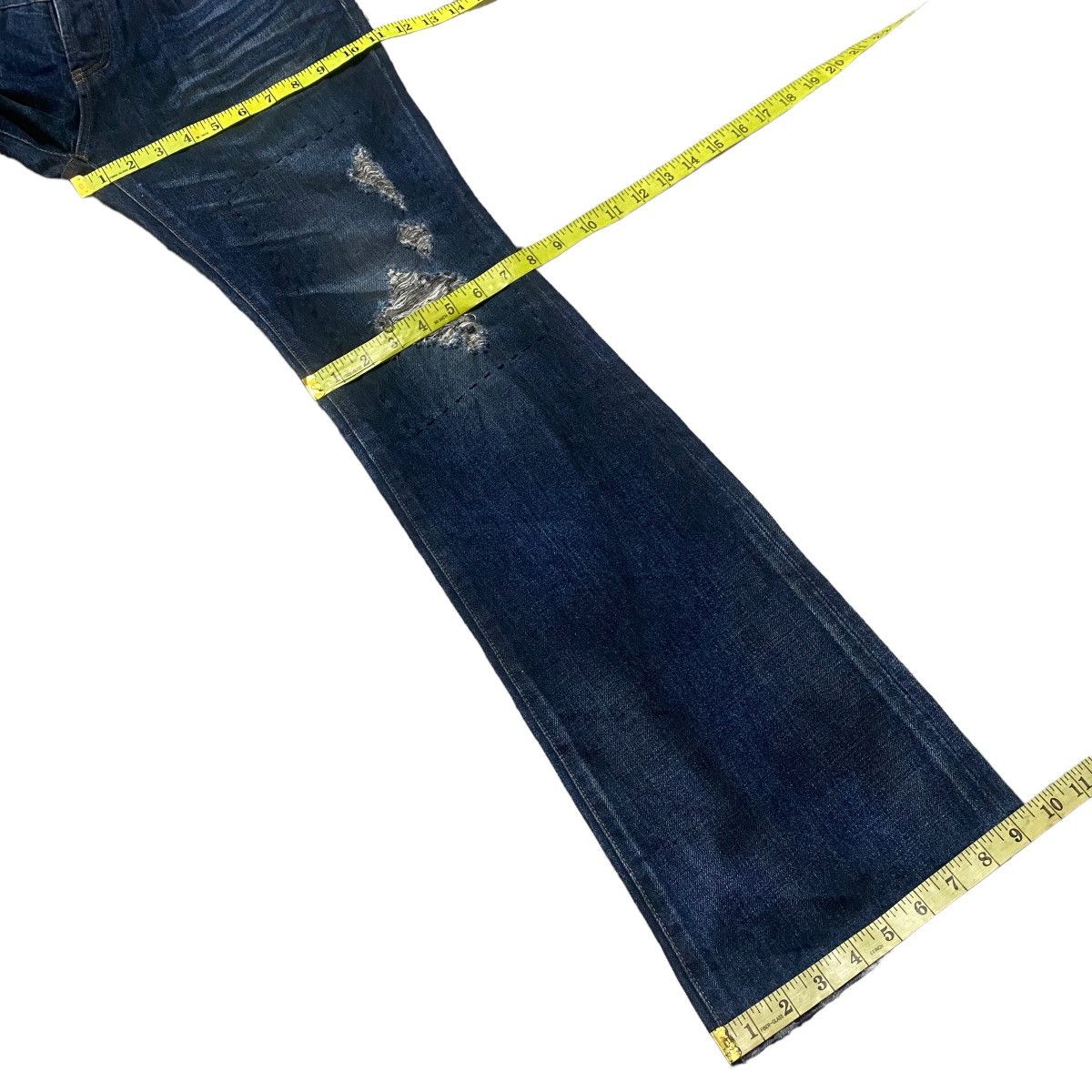 GOSTAR DE FUGA FUGA Coated Oiled Denim Flare Jeans Distressed Size US 32 / EU 48 - 24 Thumbnail