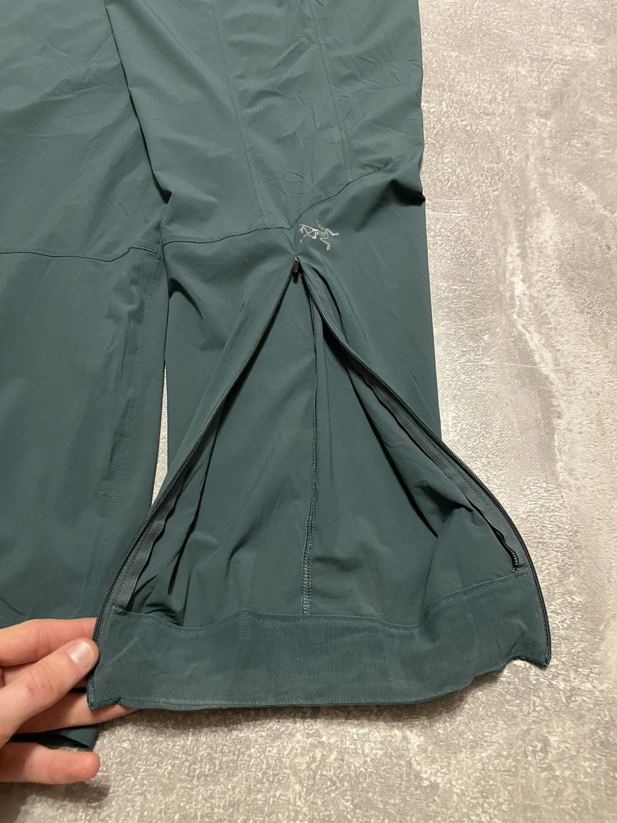 Arc'teryx Arcteryx Cita Nylon Pants Women’s Size 28" / US 6 / IT 42 - 10 Thumbnail