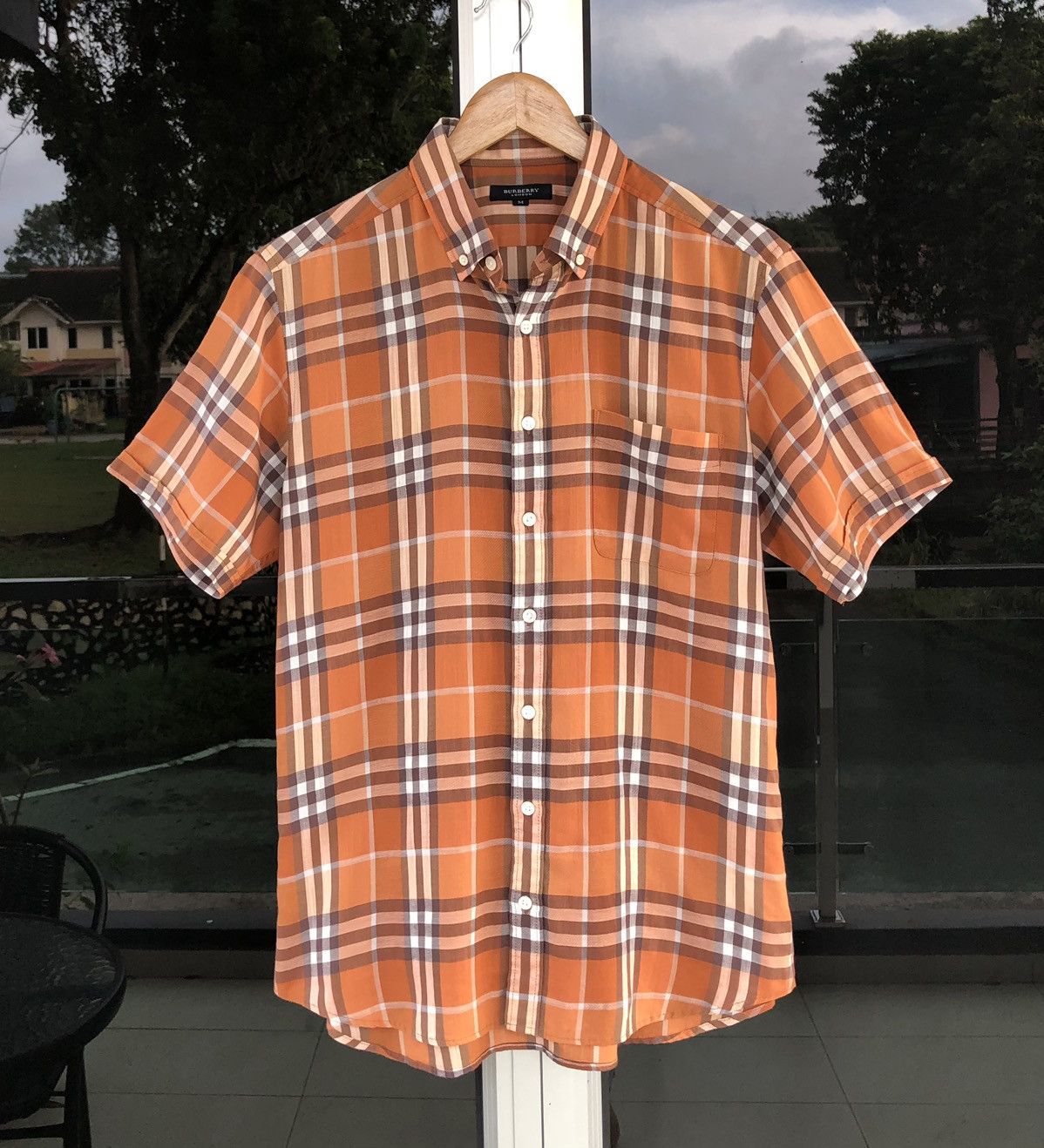 Burberry Burberry London Cotton Checked Nova Check Short Sleeve Size US M / EU 48-50 / 2 - 12 Thumbnail