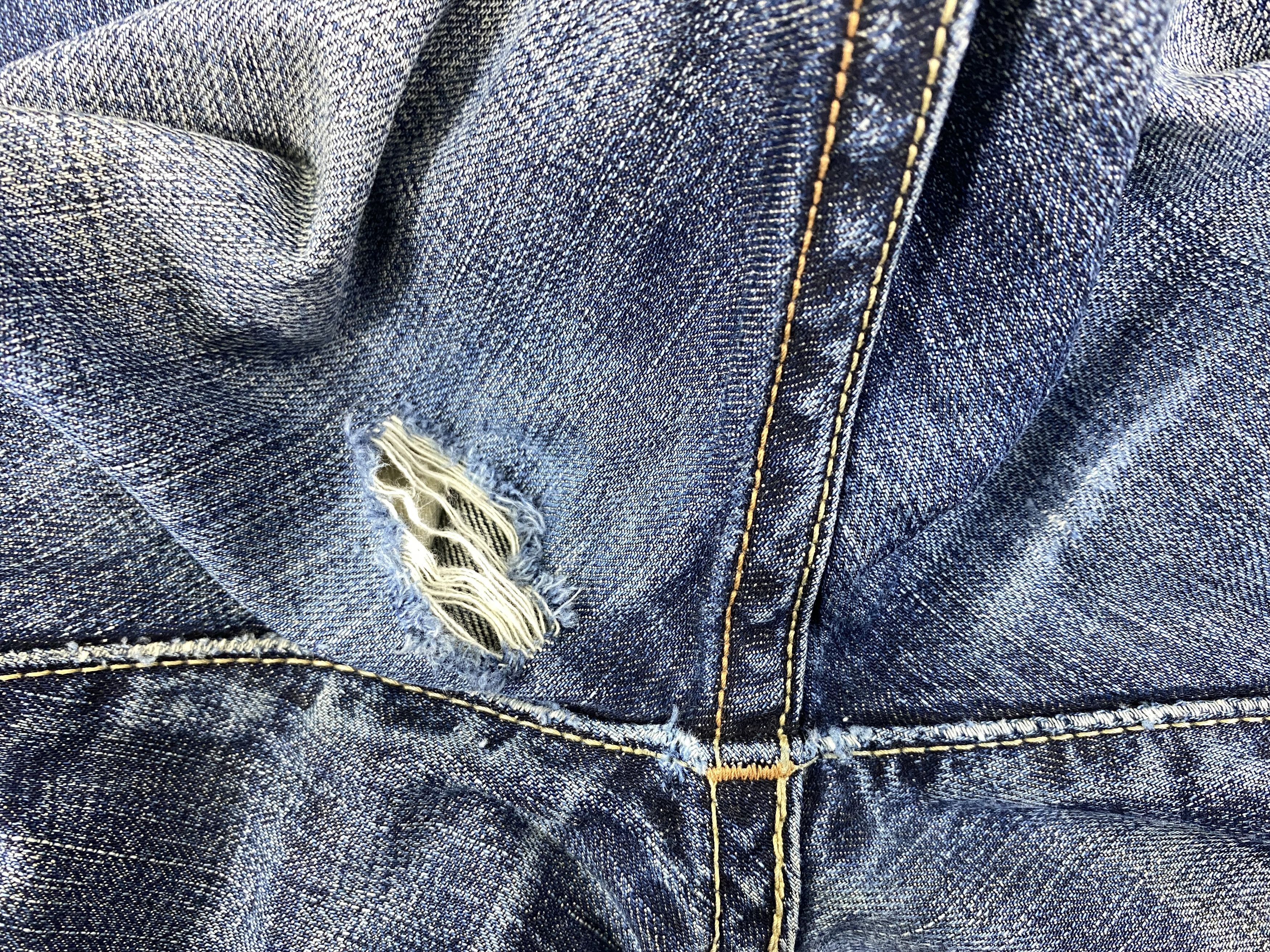 Levi's Distressed Dark Blue Levi's 505 Jeans 32x32 Denim -JN1707 Size US 32 / EU 48 - 11 Thumbnail