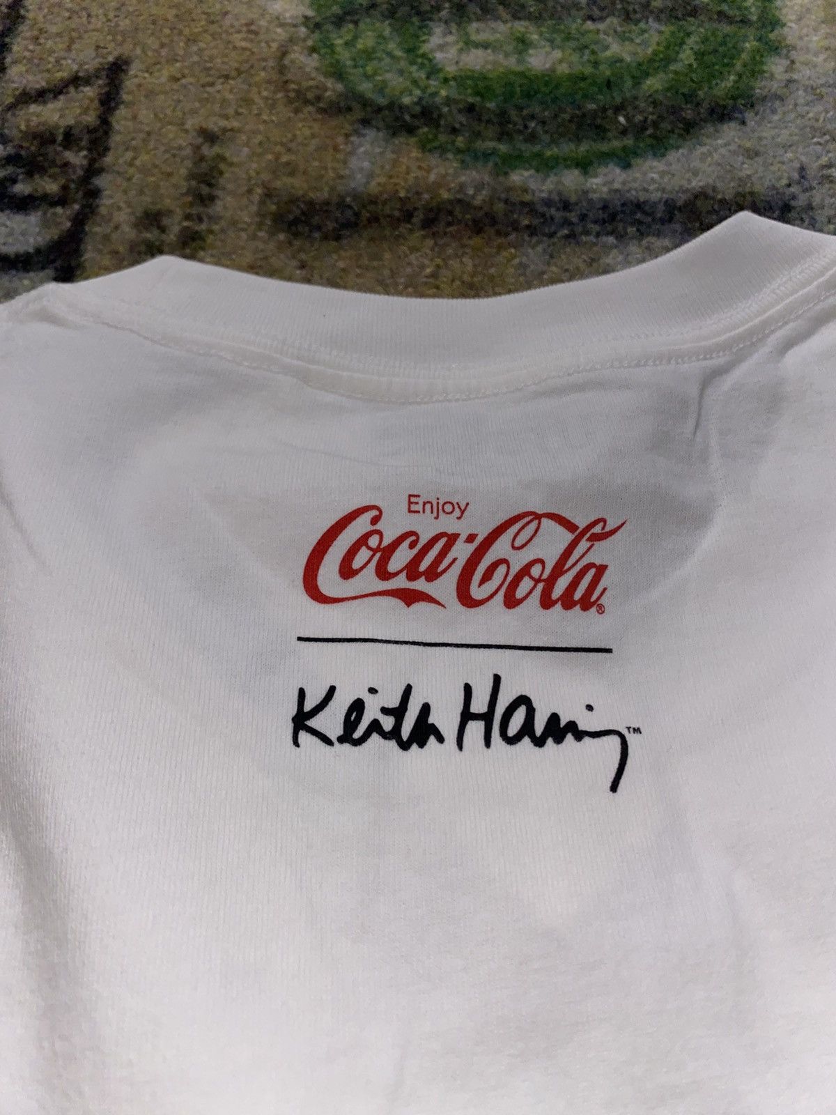 Coca Cola Uniqlo x Keith Haring x Coca Cola UT Graphic Tee Size US XL / EU 56 / 4 - 3 Thumbnail