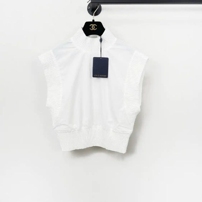 Louis Vuitton Louis Vuitton Women's White Summer Short Sleeve Shirt 0089 Size XS / US 0-2 / IT 36-38 - 1 Thumbnail