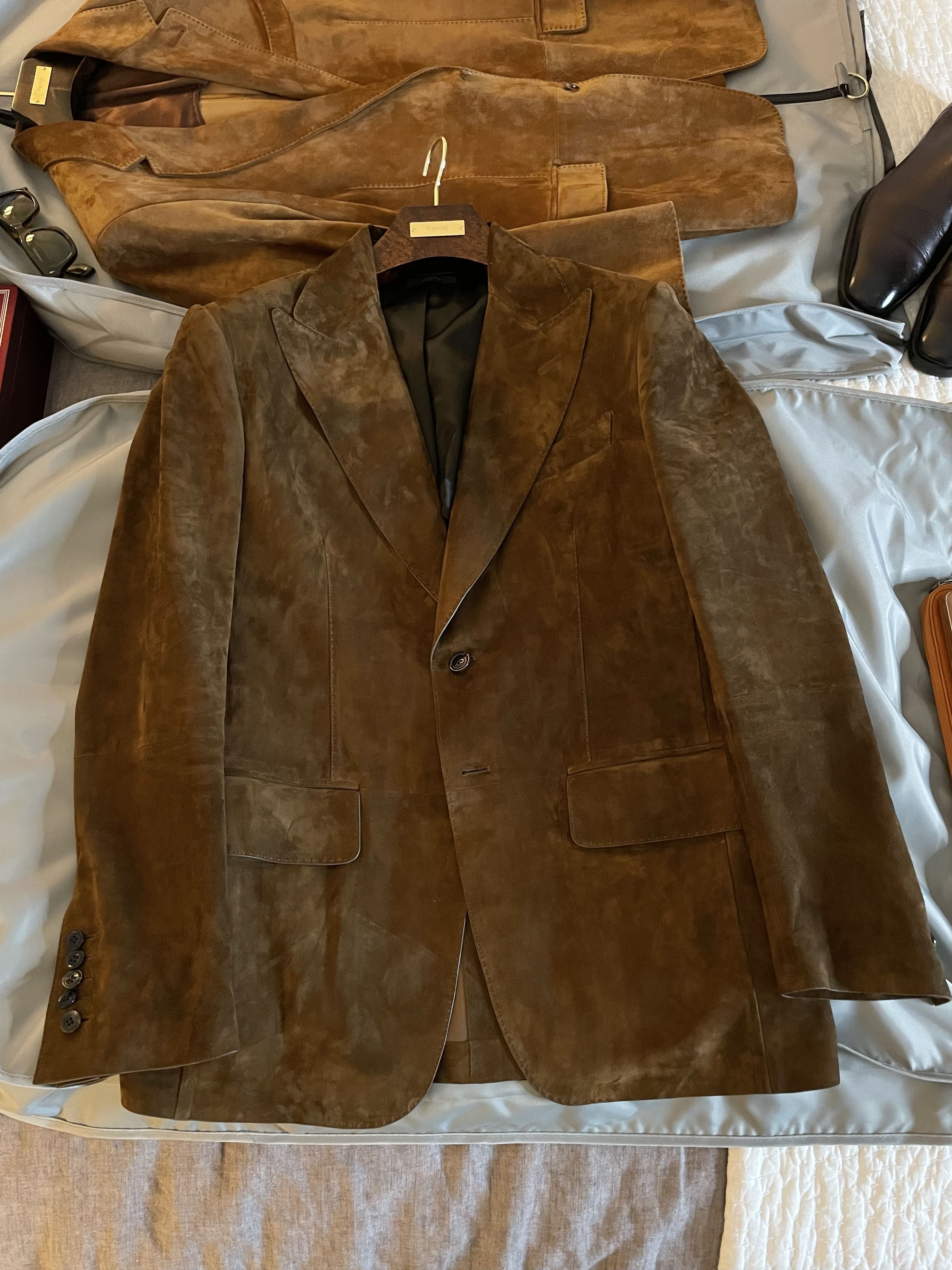 Tom Ford Ultimate Rare $10,700 w/tax TOM FORDSuede Blazer, Tom's Fave Size US L / EU 52-54 / 3 - 13 Thumbnail