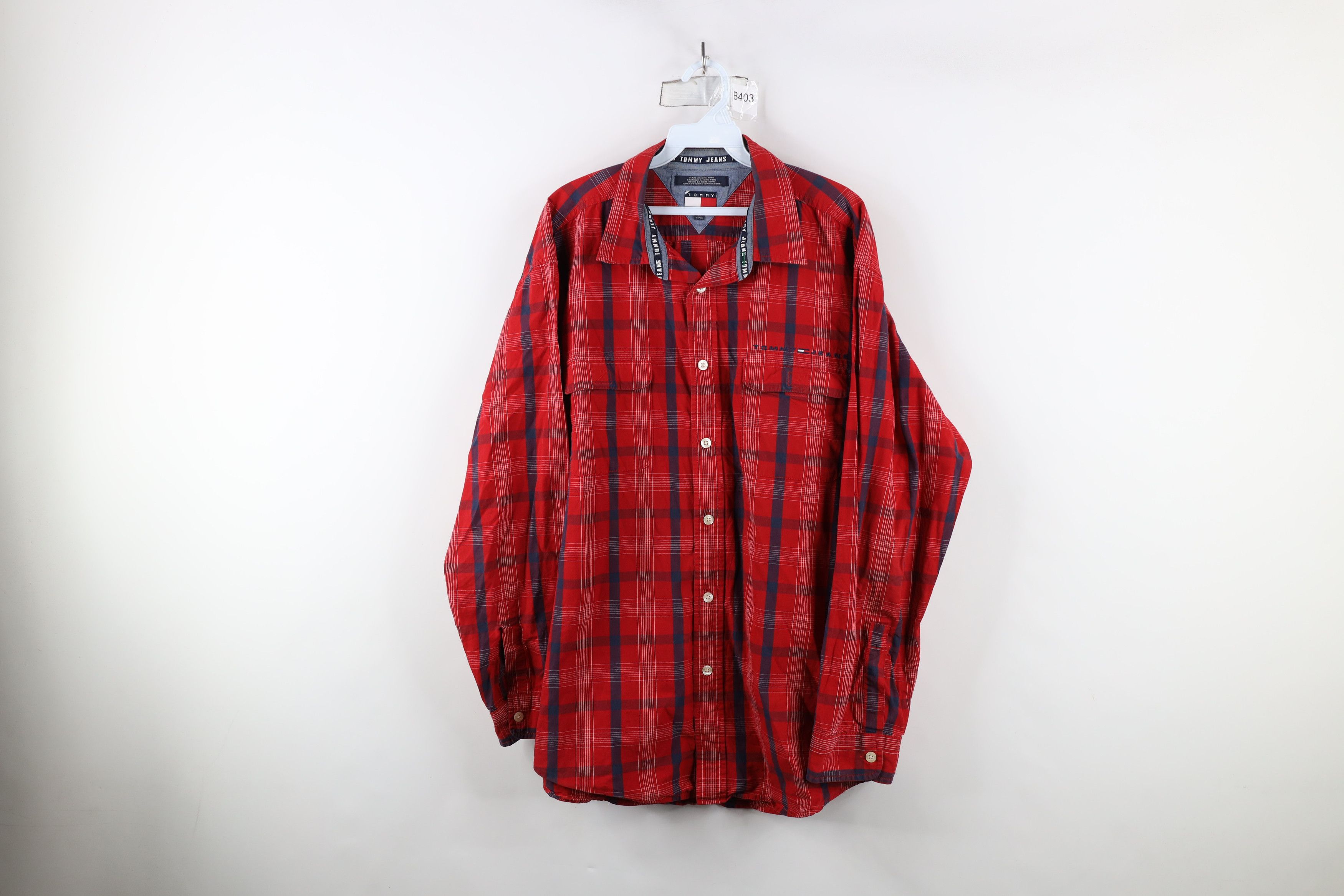 Tommy Hilfiger × Vintage Vintage 90s Tommy Hilfiger Spell Collared Board Button Shirt Size US XL / EU 56 / 4 - 1 Thumbnail