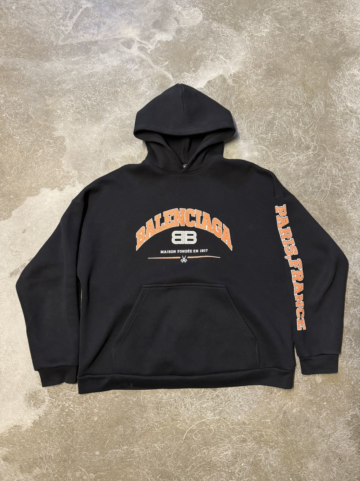Balenciaga Balenciaga Paris France Hoodie Size US L / EU 52-54 / 3 - 1 Thumbnail