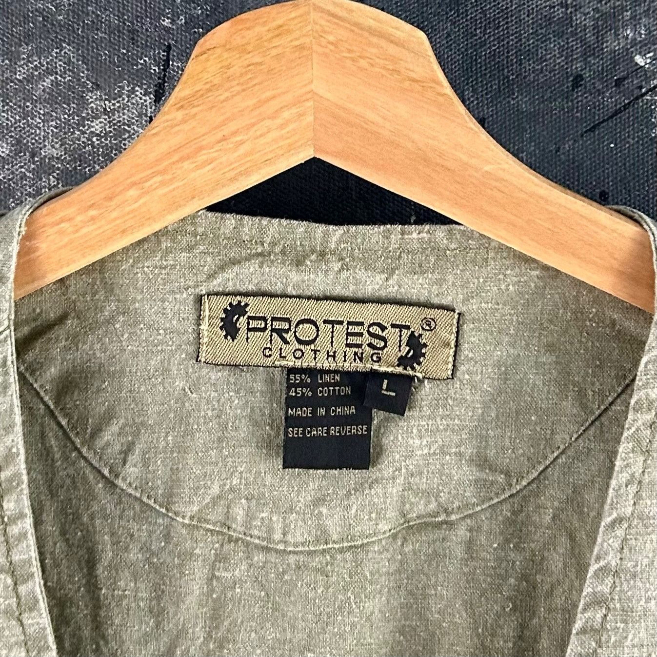 Vintage Vintage 90’s Protest Cargo vest Size US L / EU 52-54 / 3 - 5 Thumbnail