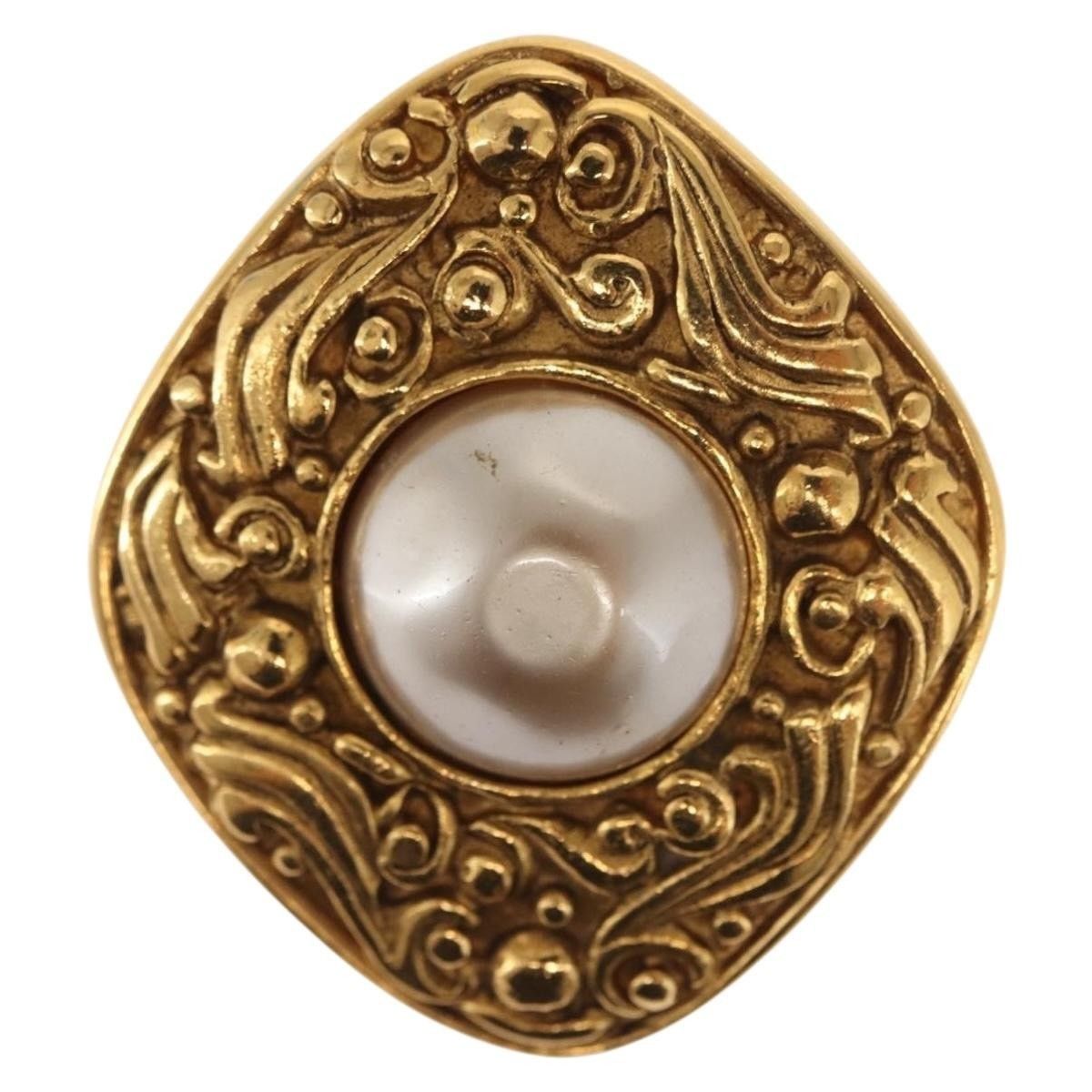 Chanel Chanel CC Brooch Size ONE SIZE - 2 Thumbnail