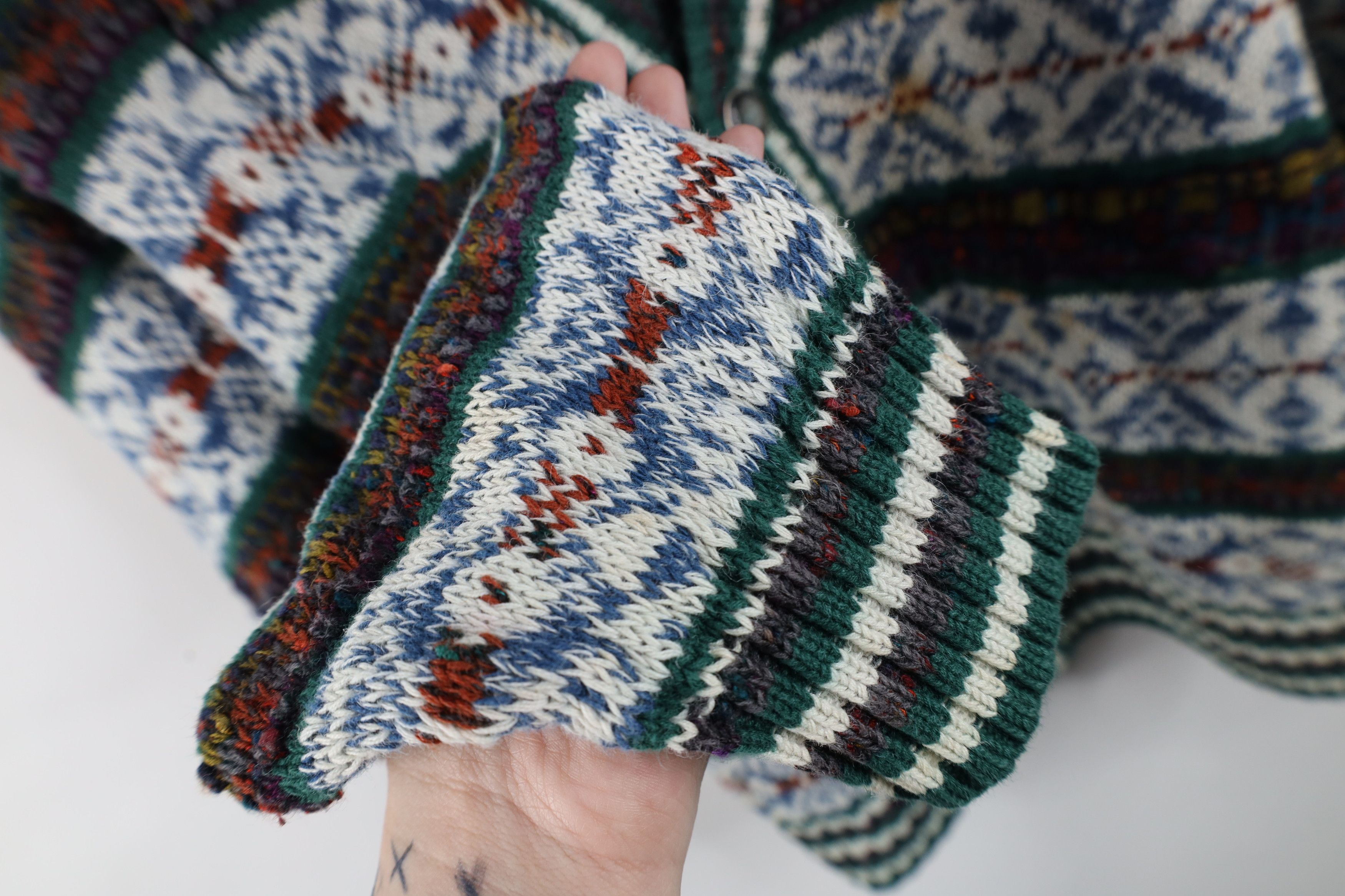 Vintage Vintage 90s Streetwear Fair Isle Knit Cardigan Sweater Size US M / EU 48-50 / 2 - 9 Thumbnail
