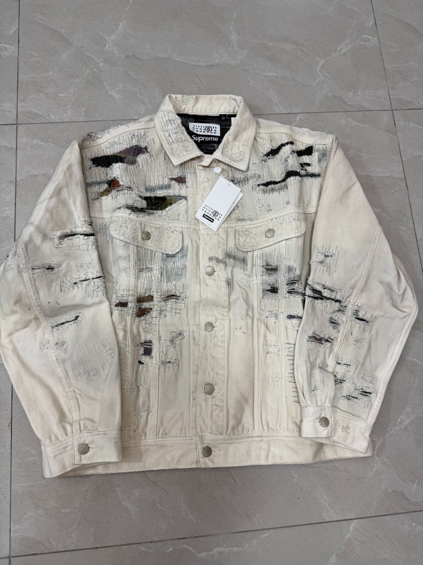 MM6 Supreme x MM6 Distressed Selvedge Denim Jacket Size US L / EU 52-54 / 3 - 1 Thumbnail