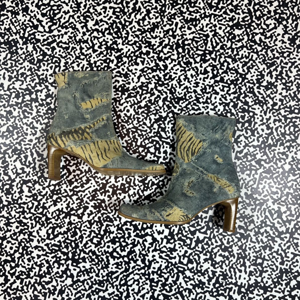 Japanese Brand Vintage Y2K Japanese Retro Cavalli Zebra Style Boots Size US 11 / IT 41 - 5 Thumbnail