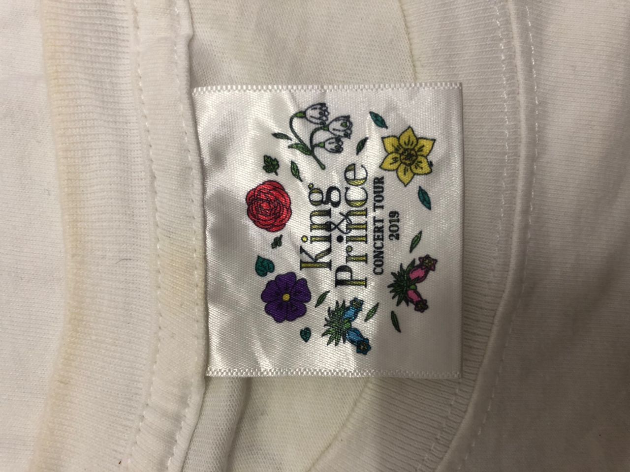 Band Tees vintage Japanese idol band king & prince 2019 tour Size US M / EU 48-50 / 2 - 6 Thumbnail