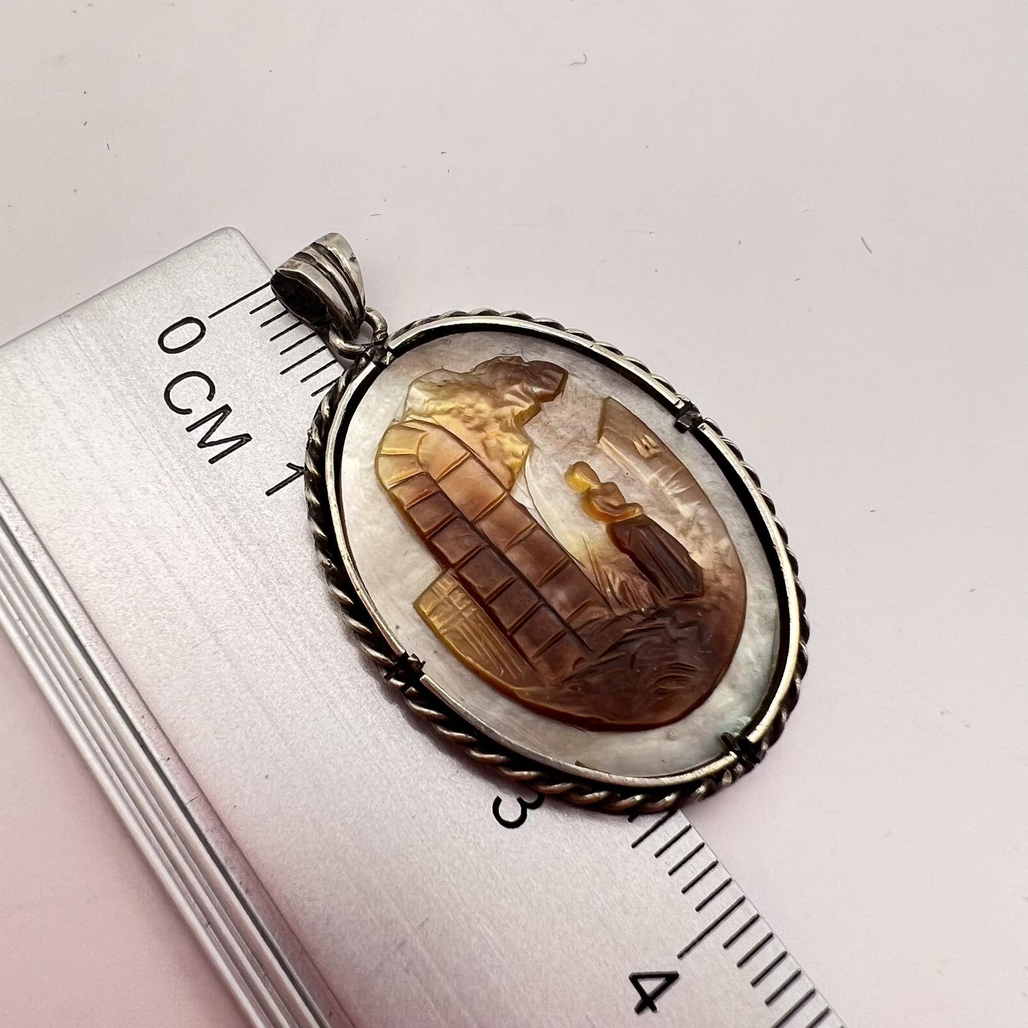 Handmade Antique Hand Carved Natural Shell Pendant Cameo Silver 900 Size ONE SIZE - 3 Thumbnail