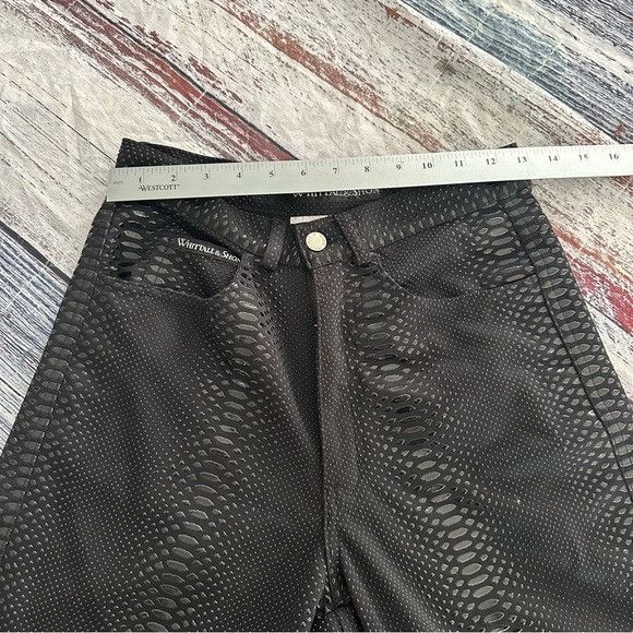 Other Vintage Whittall & Shon Black Snakeskin Pattern PVC Pants Size 27" / US 4 / IT 40 - 8 Thumbnail
