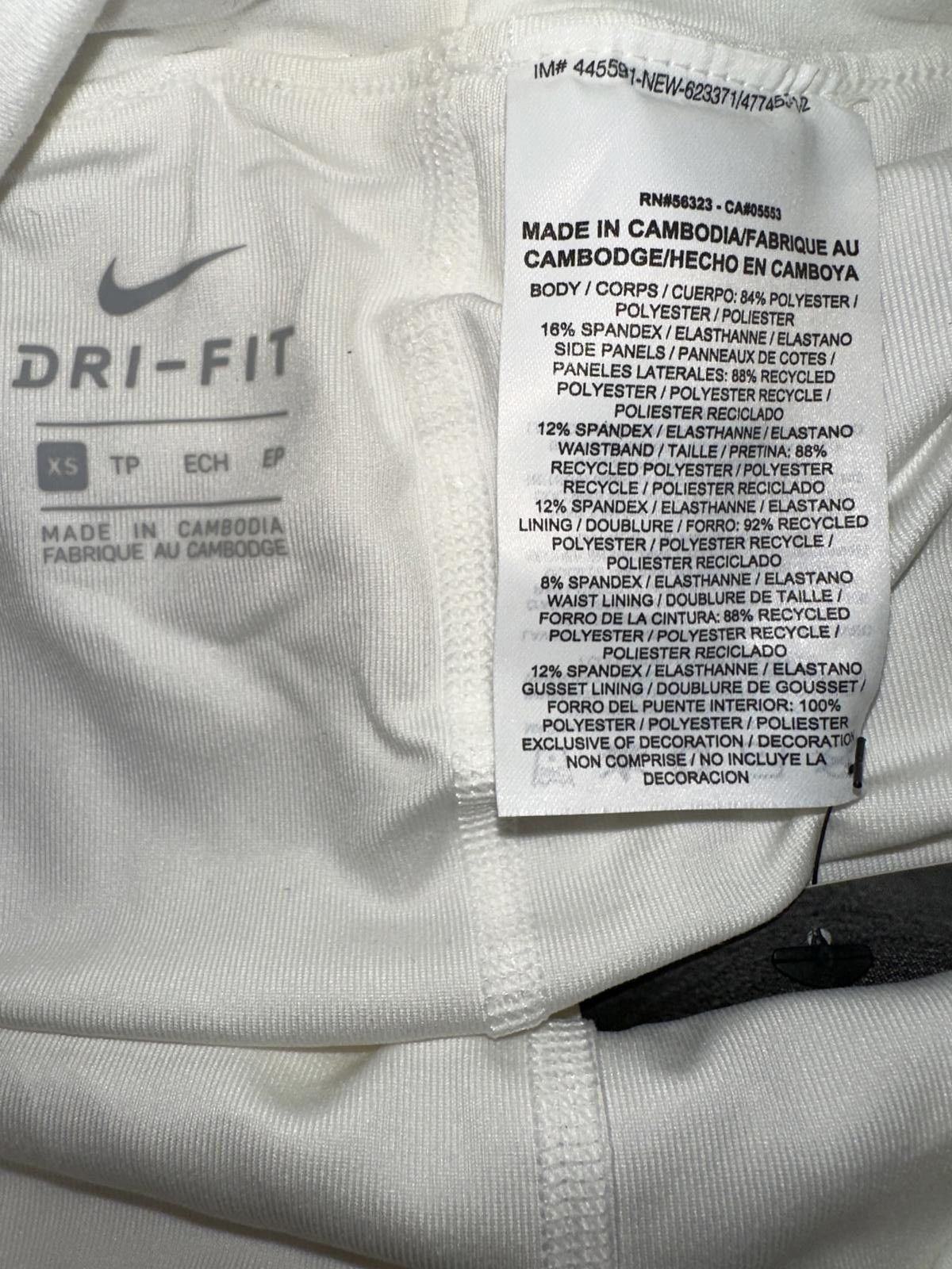 Nike Nike Women's Flex Pure White Short Size 26" / US 2 / IT 38 - 3 Thumbnail
