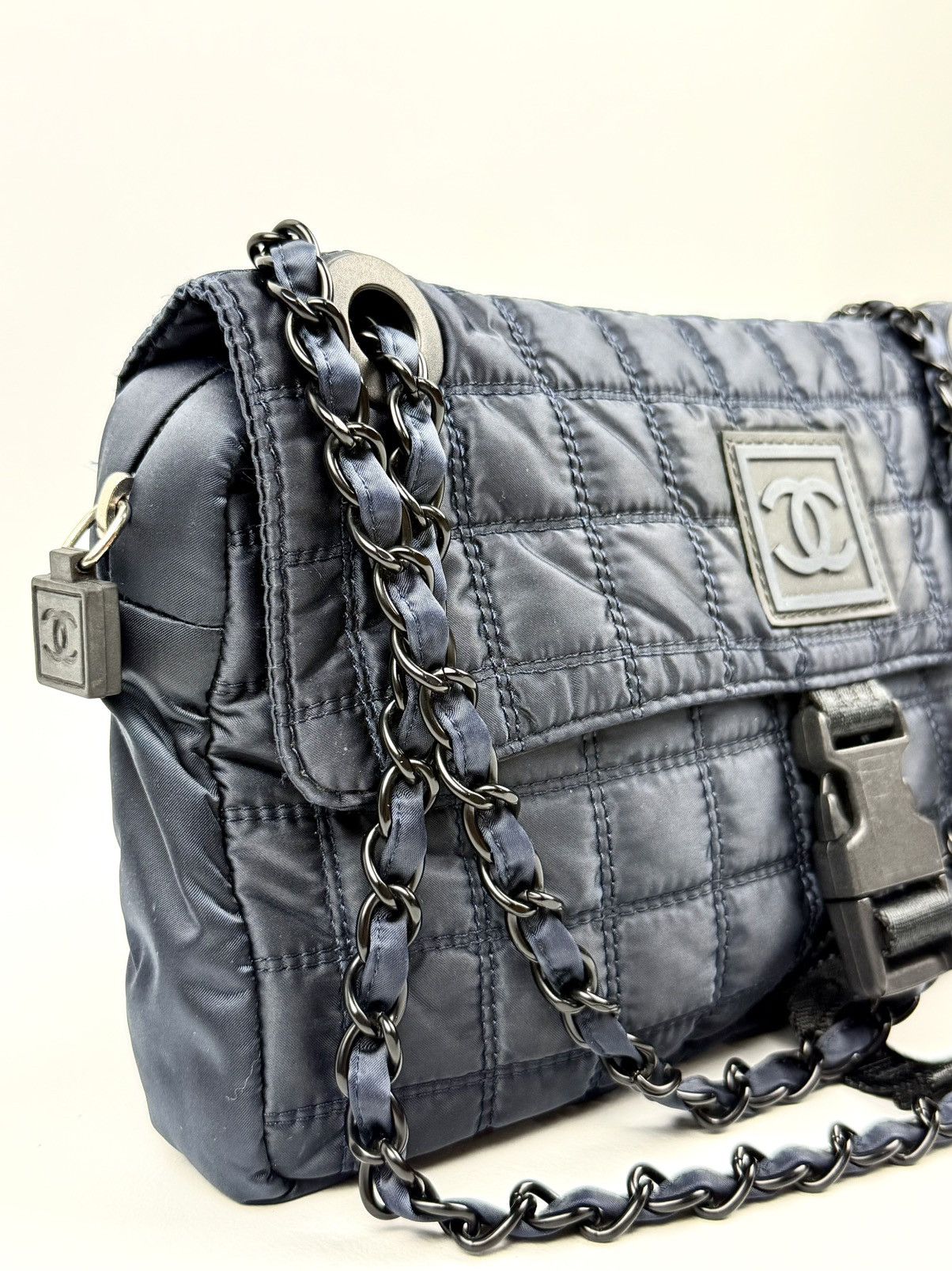 Chanel Chanel - Sports - 2004 - Quilted - Flap Size ONE SIZE - 3 Thumbnail