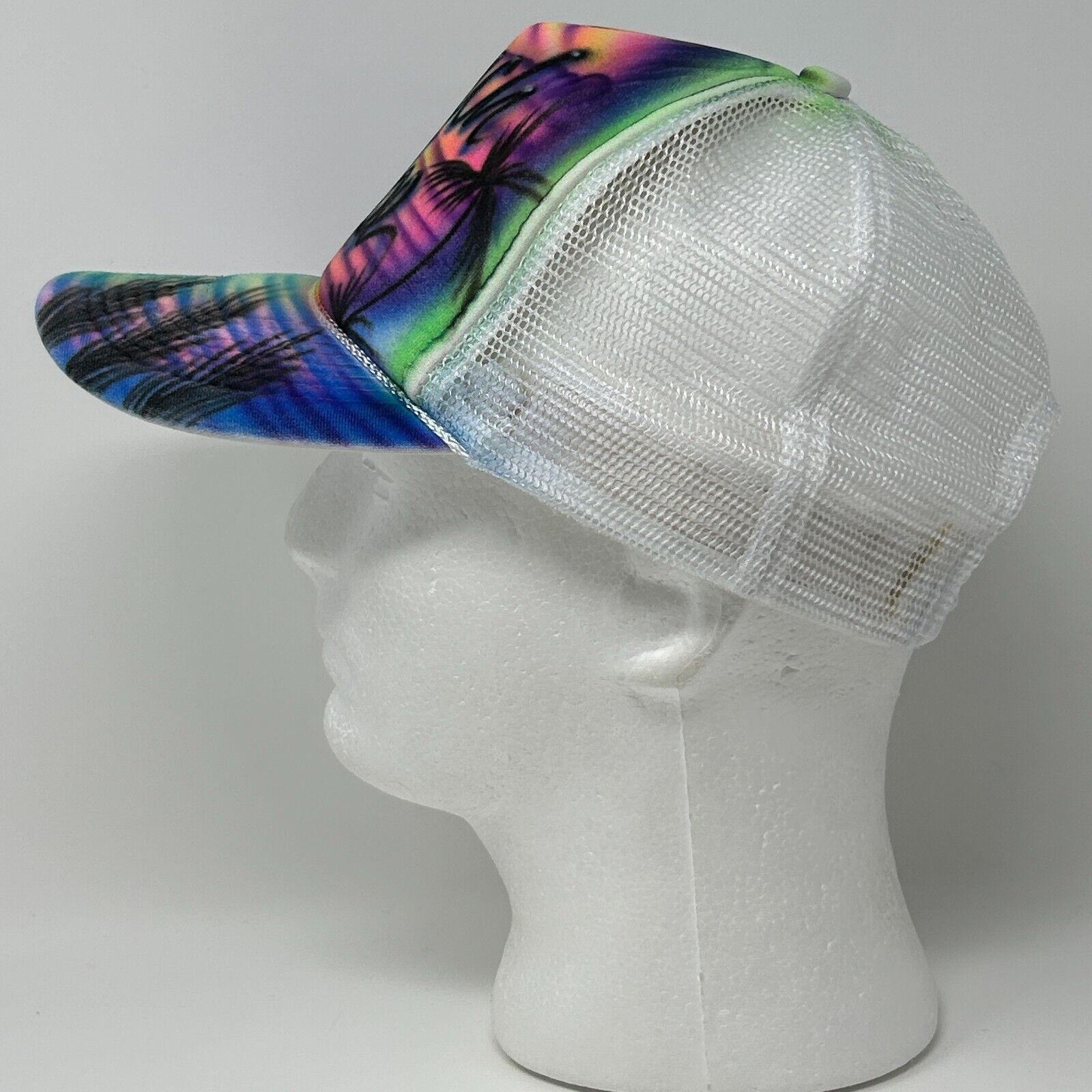 Otto Hand Airbrushed Beach Babe Trucker Hat Baseball Cap White Size ONE SIZE - 7 Thumbnail