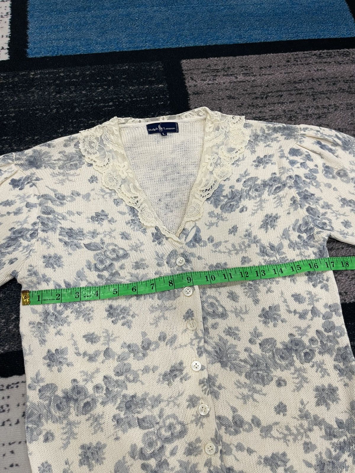 Vintage Vintage Ralph Lauren Floral Button Knit Size S / US 4 / IT 40 - 14 Thumbnail