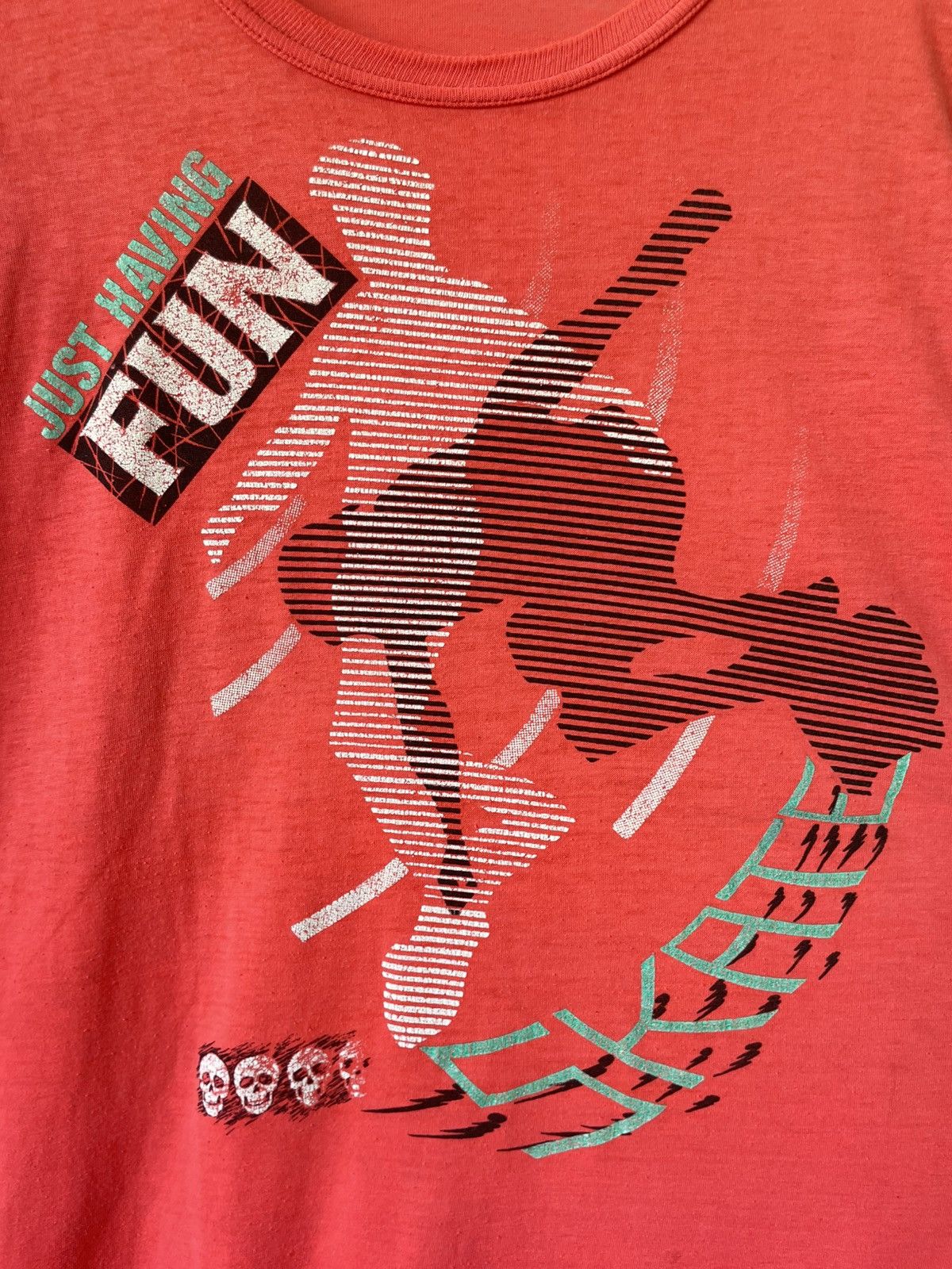 Other Vintage 80s Skate Skull Fun Graphic tee Size US XL / EU 56 / 4 - 3 Thumbnail