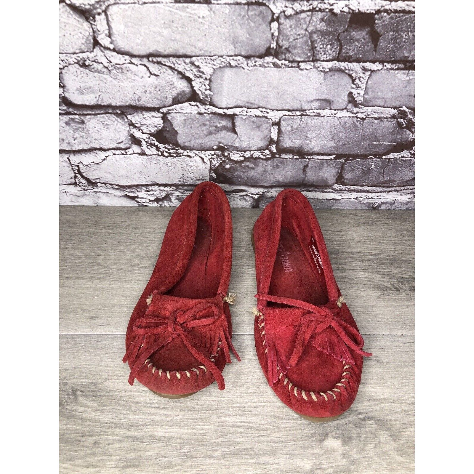 Minnetonka Minnetonka Red Suede Kiltie Fringe Bow Moccasins Shoes Women Size US 6 / IT 36 - 2 Thumbnail
