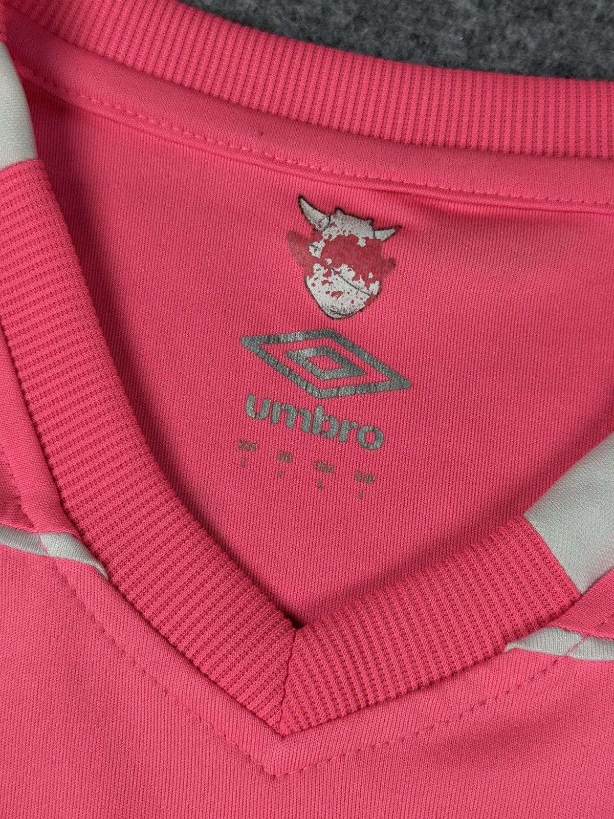 Umbro Umbro pink soccer jersey RCD Mallorca LaLiga Size US L / EU 52-54 / 3 - 6 Thumbnail