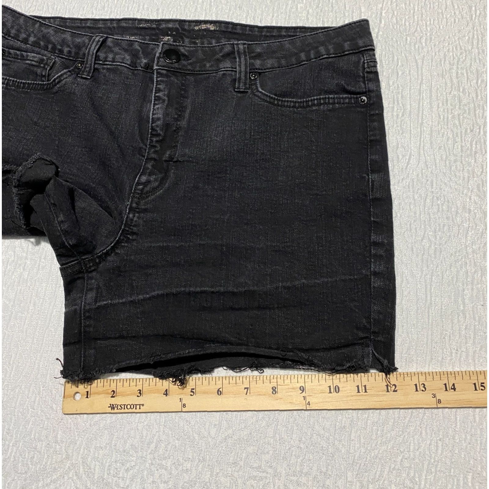 Vintage Seven7 Seven 7 Weekend Shorts Denim Cut-Off Black Women's Size 16, Jeans, Regular Waist 36 in, Zip Closure, Women, Style: Cut-Off Size 25" / US 0 / IT 36 - 7 Thumbnail