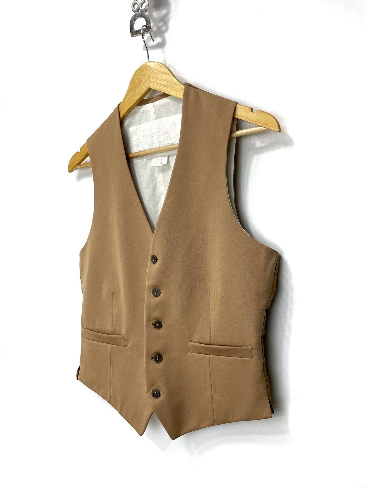 H&M × Maison Margiela Maison Martin Margiela x H&M Tan Wool Vest – Size 46 Size L / US 10 / IT 46 - 2 Thumbnail