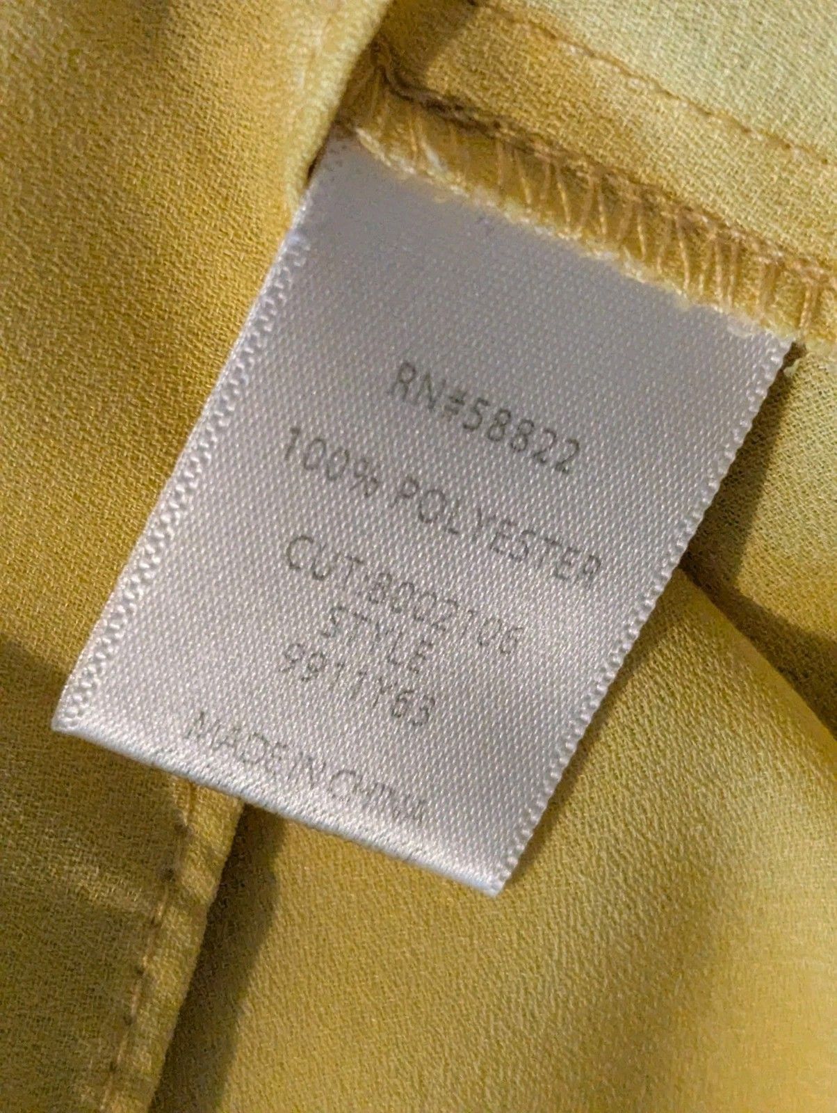 Other Max Studio VNeck Smocked Lined Dress Yellow Floral Chiffon S Size S / US 4 / IT 40 - 9 Thumbnail
