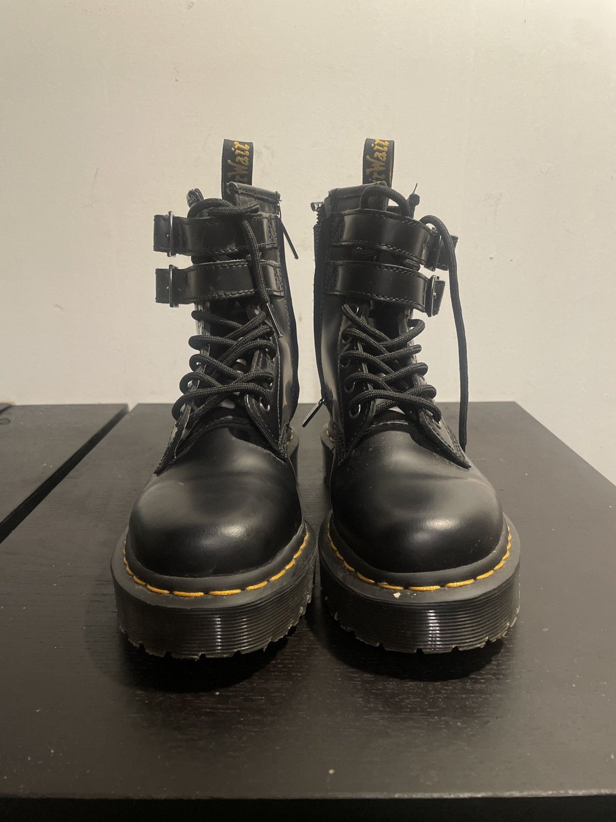 Dr. Martens DR MARTENS JADON BOOT SMOOTH LEATHER PLATFORMS Size US 5 / IT 35 - 1 Thumbnail