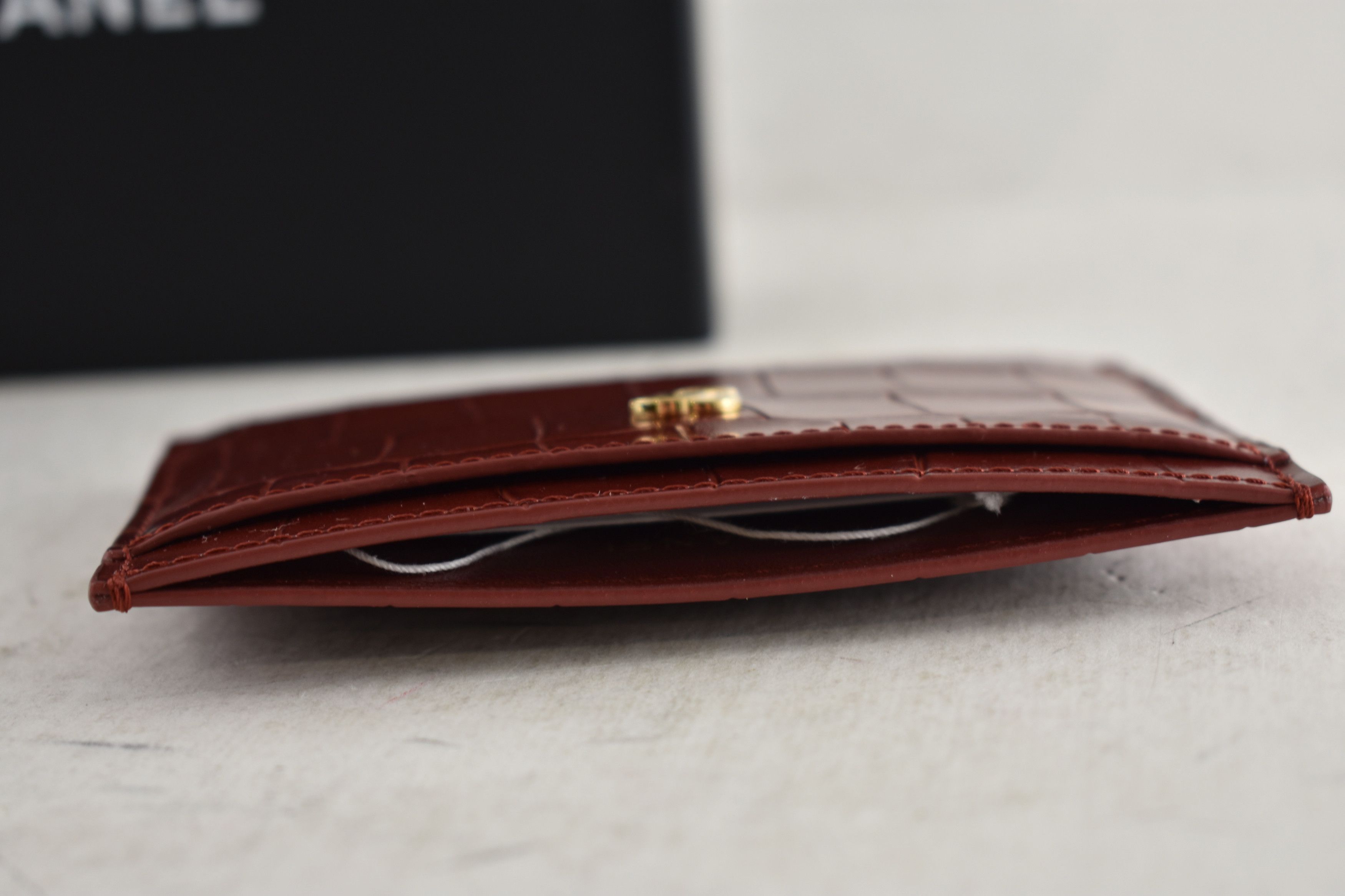 Chanel 26S Burgundy Crocodile Embossed Credit Card Holder Wallet Size ONE SIZE - 6 Thumbnail