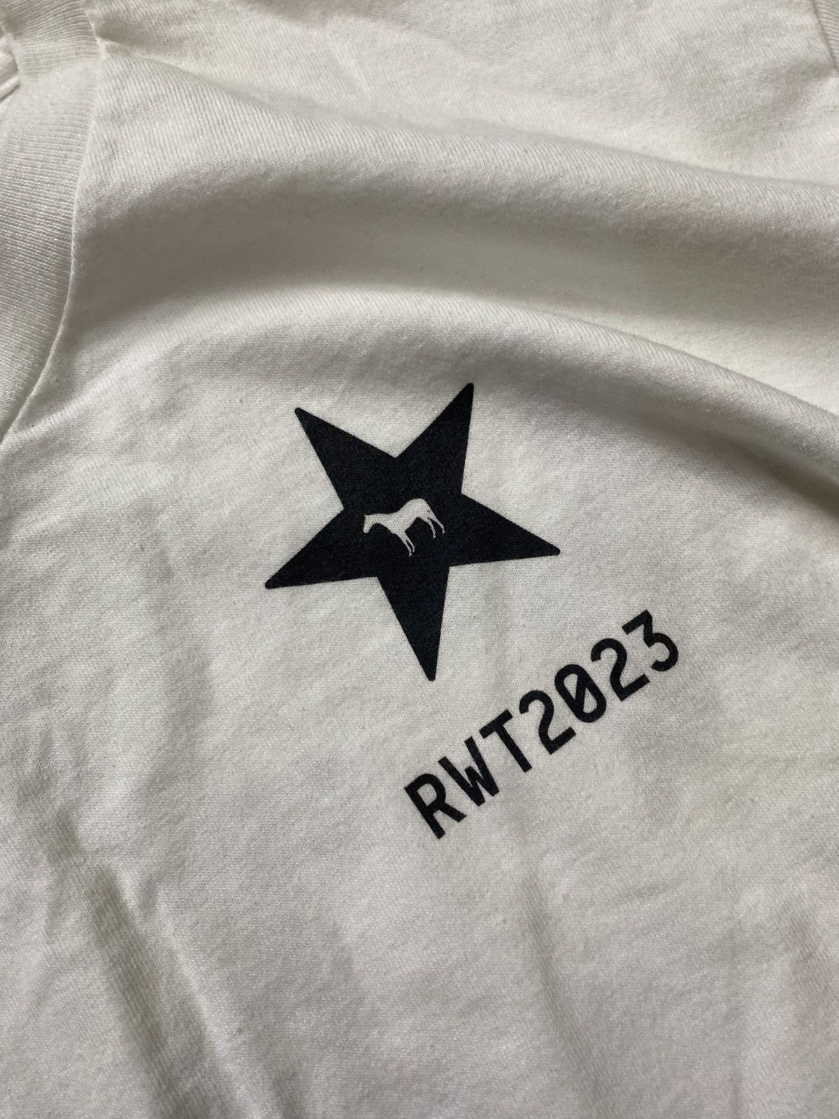 Band Tees RENAISSANCE TOUR TEE. Size US L / EU 52-54 / 3 - 11 Thumbnail