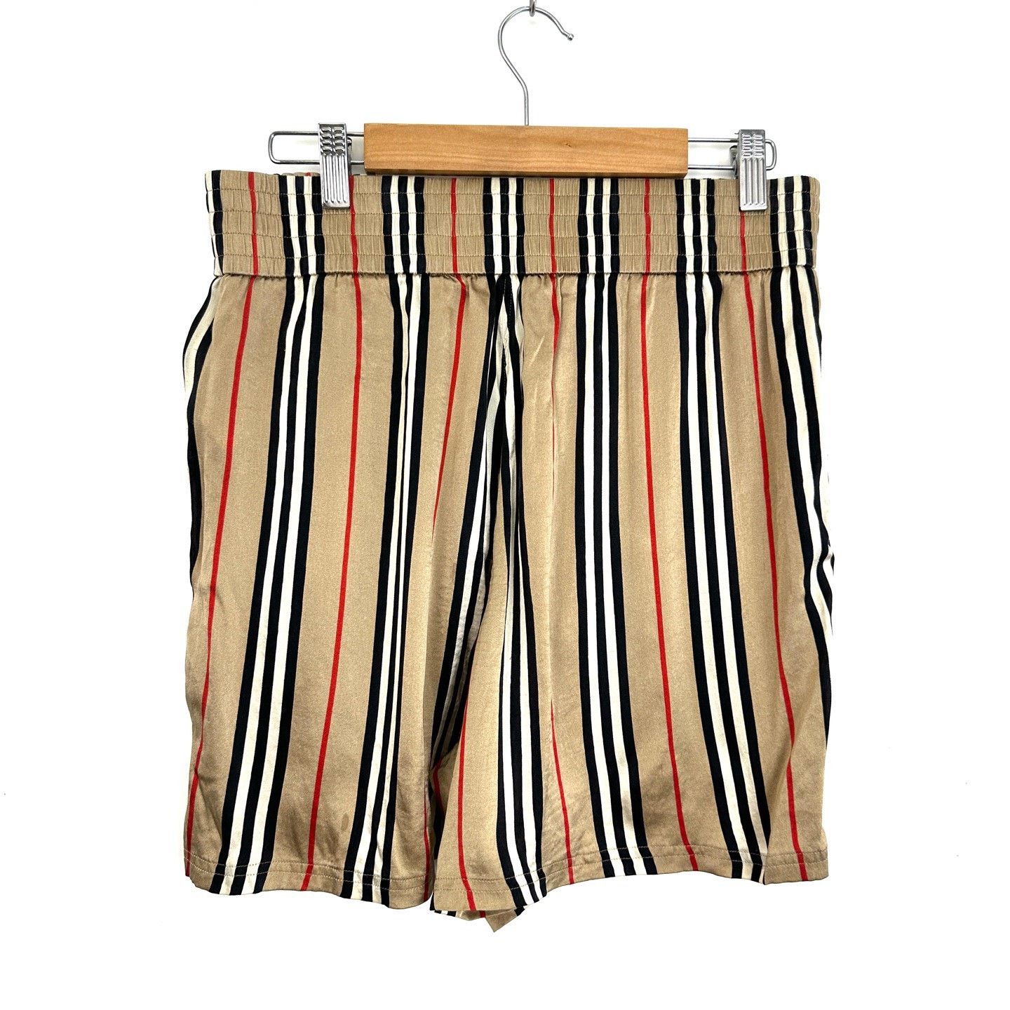 Burberry Burberry Striped Silk Casual Shorts Size 36" / US 14 / IT 50 - 1 Thumbnail