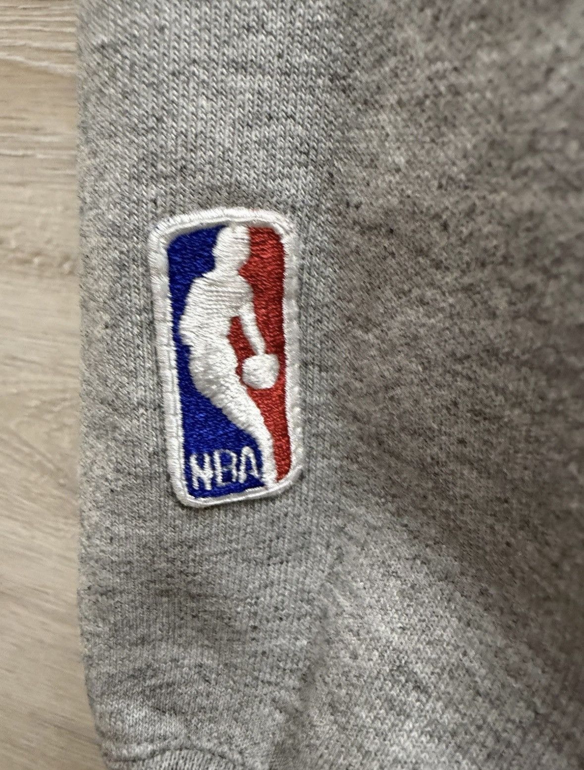 Nike Vintage Nike NBA Dallas Mavericks Sweatshirt Size XL Size US XL / EU 56 / 4 - 4 Thumbnail