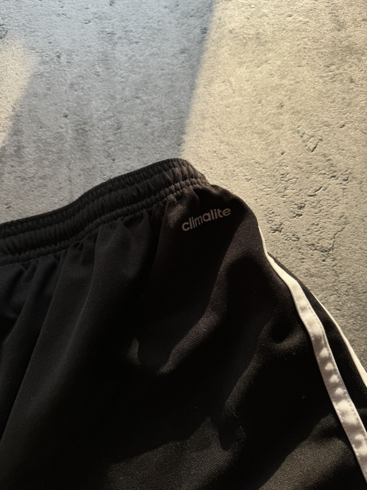 Adidas Vintage Y2K Adidas Pinterest Shorts Streetwear 90s Size US 32 / EU 48 - 12 Thumbnail