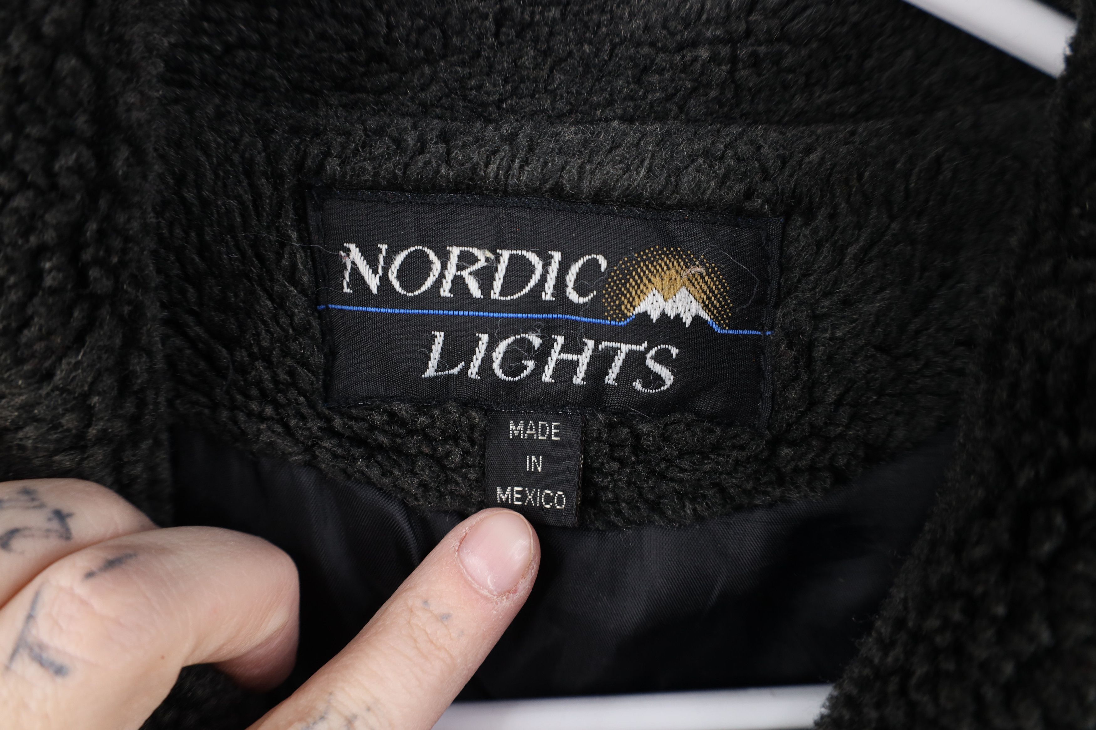Vintage Vintage 90s Y2K Streetwear Snowflake Moose All Print Jacket Size L / US 10 / IT 46 - 9 Thumbnail