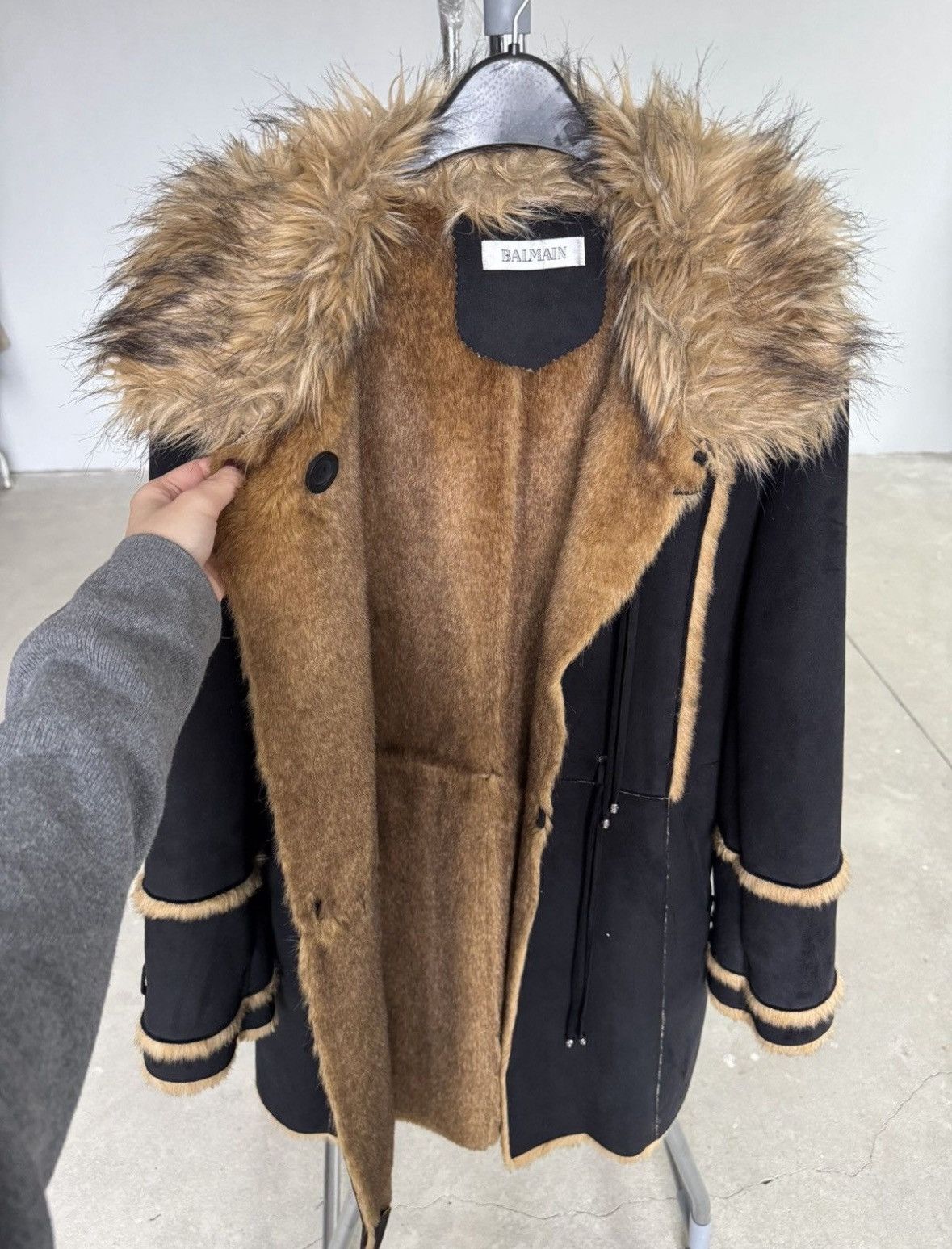 Balmain Vintage Balmain Sheepskin afgan penny lane coat Size S / US 4 / IT 40 - 9 Thumbnail