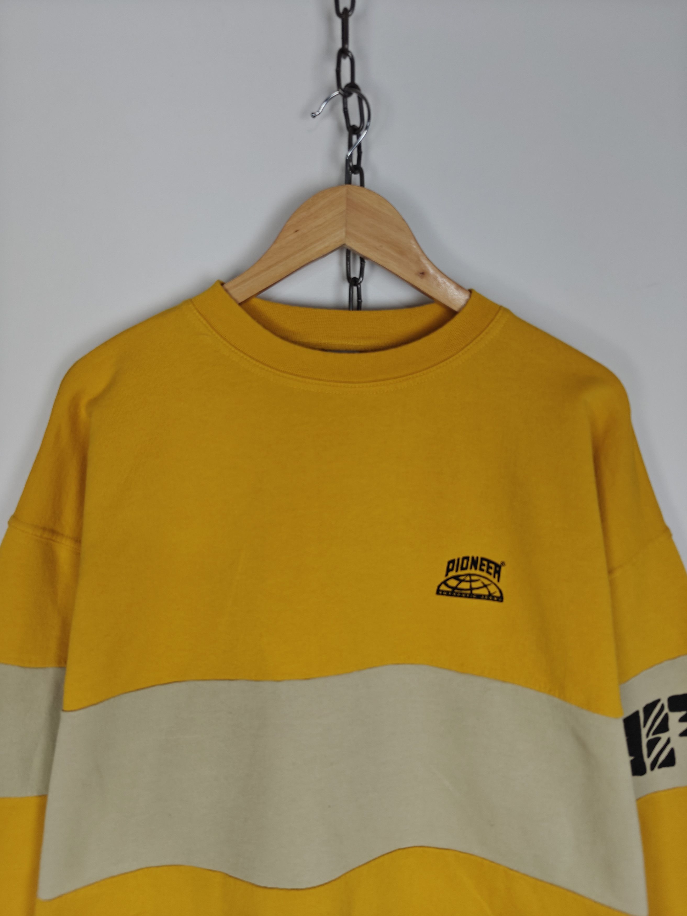 Vintage Pioneer Sweatshirt Crewneck Yellow Pullover size L Size US L / EU 52-54 / 3 - 2 Thumbnail
