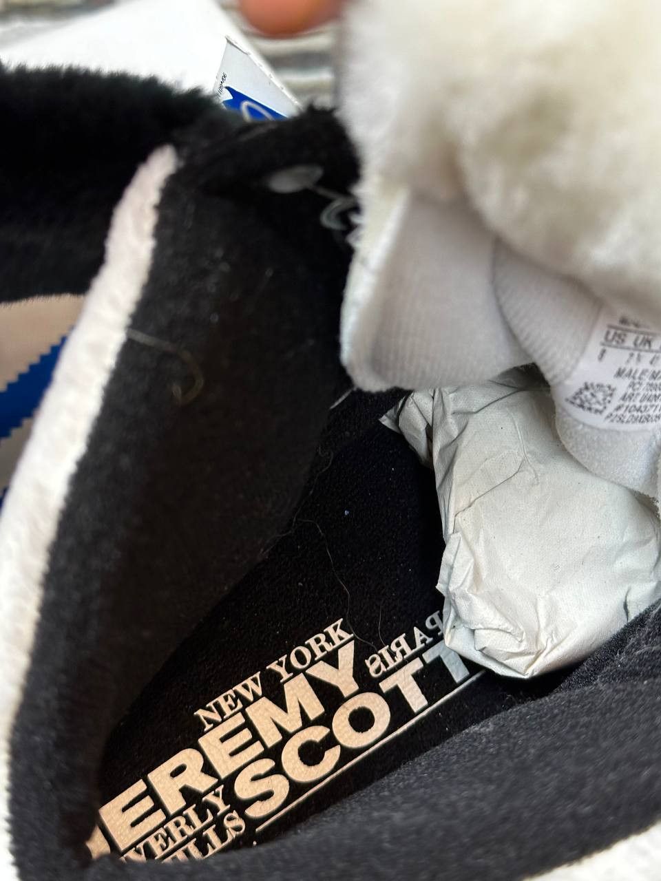 Adidas × Jeremy Scott Adidas x Jeremy Scott US 8 New Panda Bear JS Size US 8 / EU 41 - 6 Thumbnail