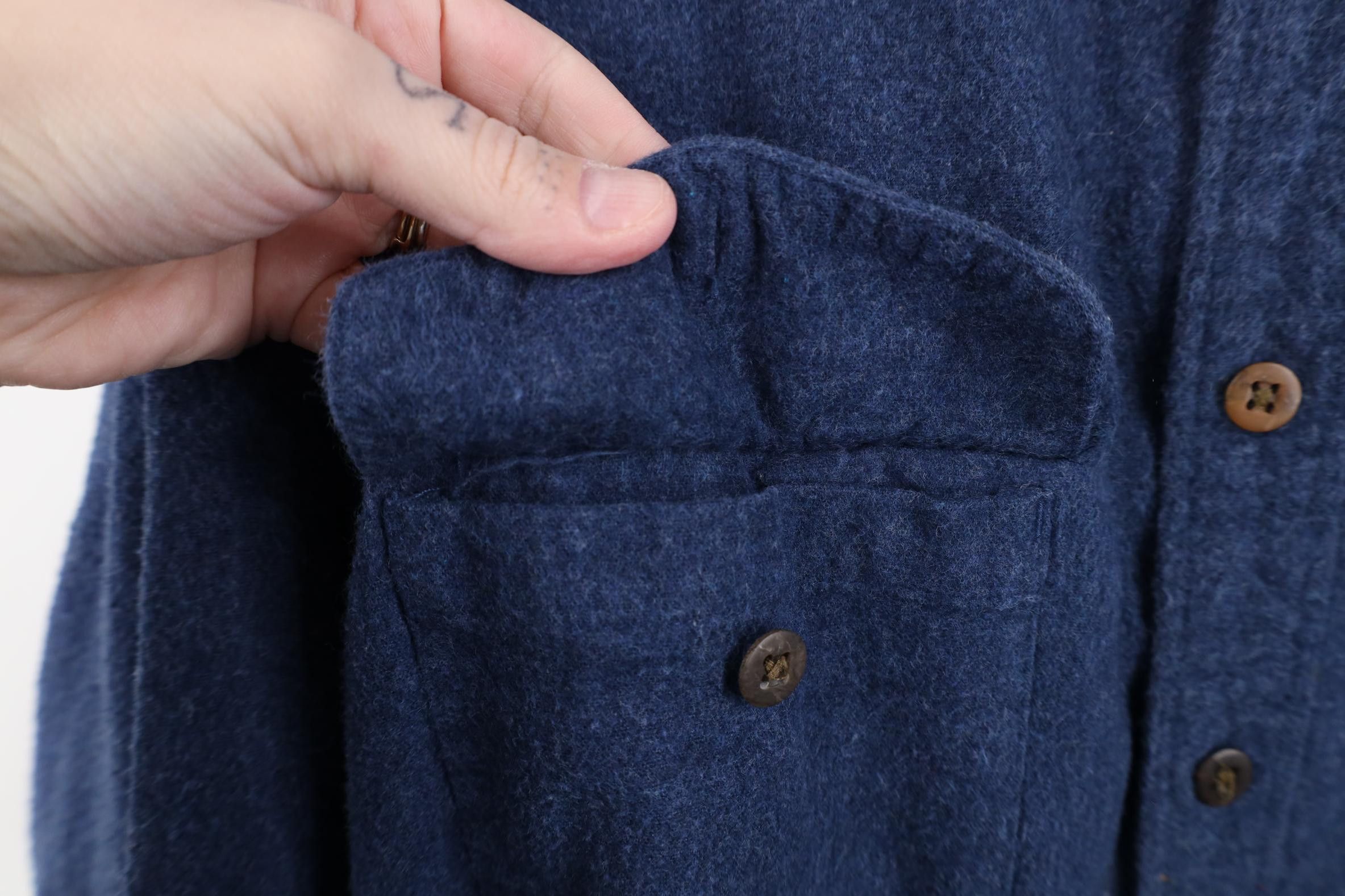 Vintage Vintage 90s Streetwear Cloth Collared Button Shirt Blue Size US M / EU 48-50 / 2 - 7 Thumbnail