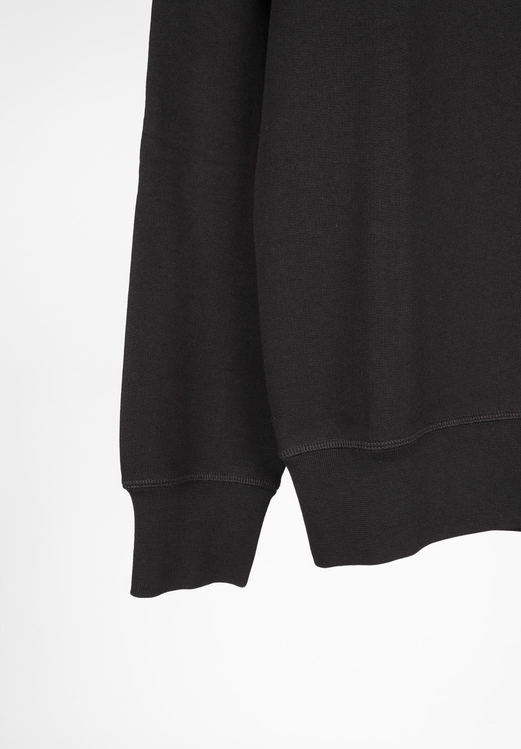 Alexander McQueen Alexander Mcqueen Men Black Jumper Size S H4745 Size US S / EU 44-46 / 1 - 4 Thumbnail