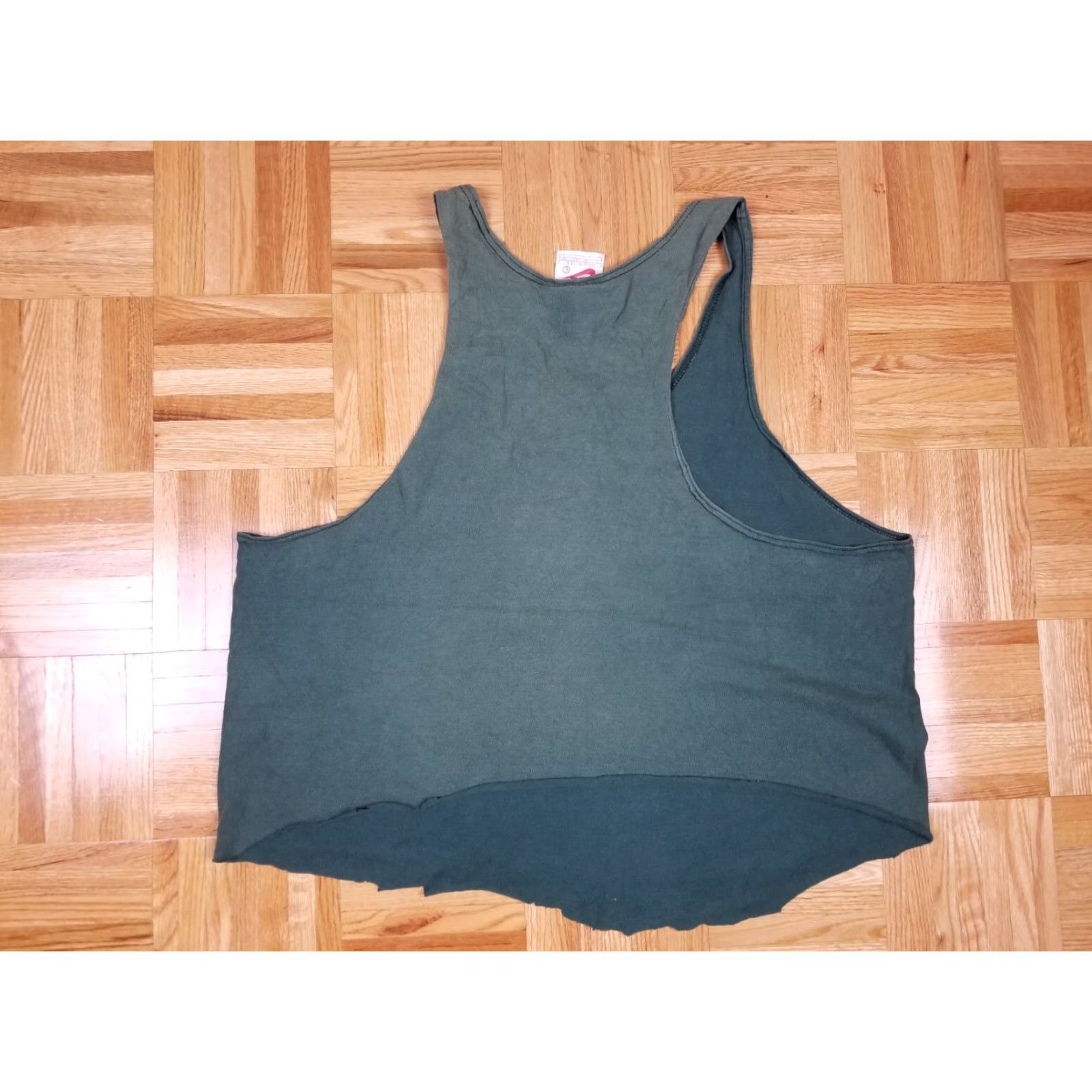Nike VINTAGE Nike GREEN SUN FADED STICH SWOOSH TANK TOP L SZ Medium? Size US L / EU 52-54 / 3 - 6 Thumbnail