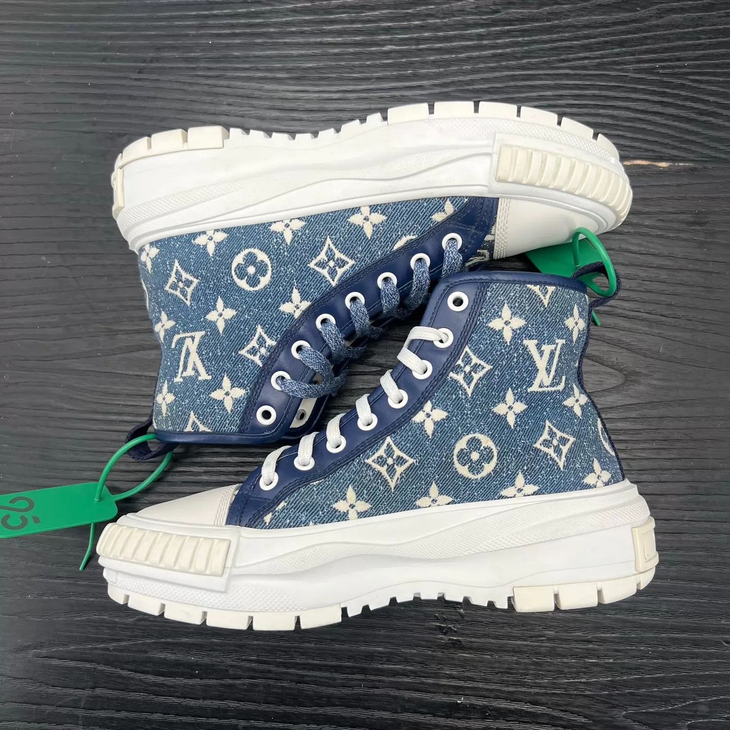 Louis Vuitton LV Squad White Blue Denim Jeans 36 Mint Size US 5.5 / IT 35.5 - 8 Thumbnail