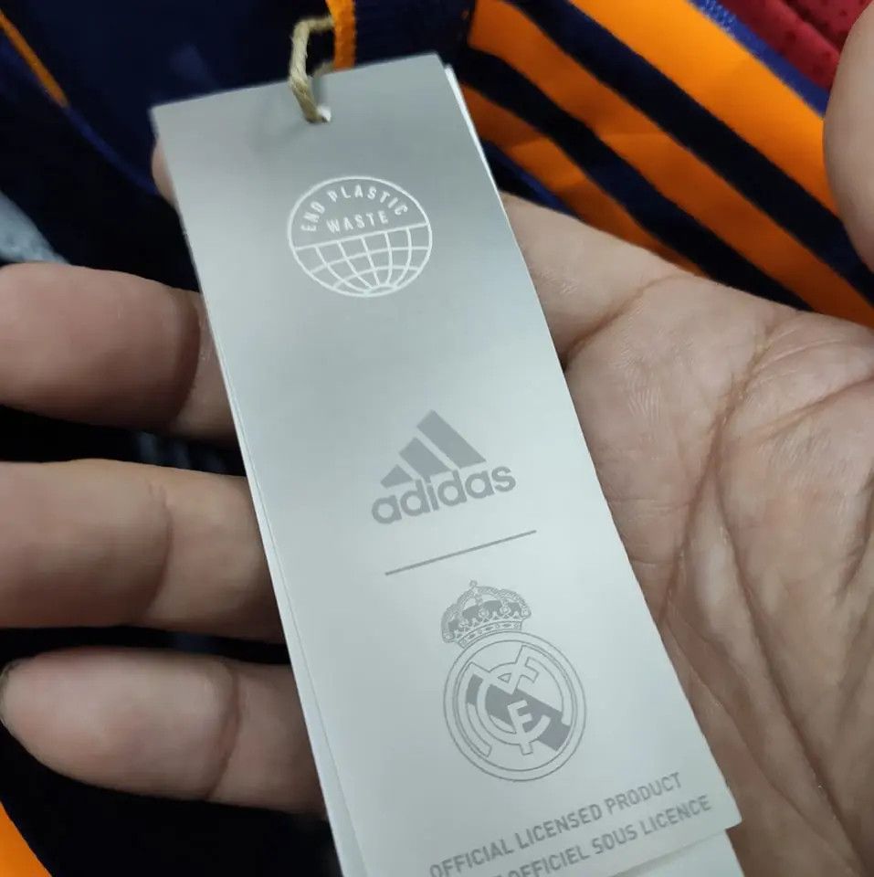 Adidas Real Madrid GR4001 Size US M / EU 48-50 / 2 - 3 Thumbnail
