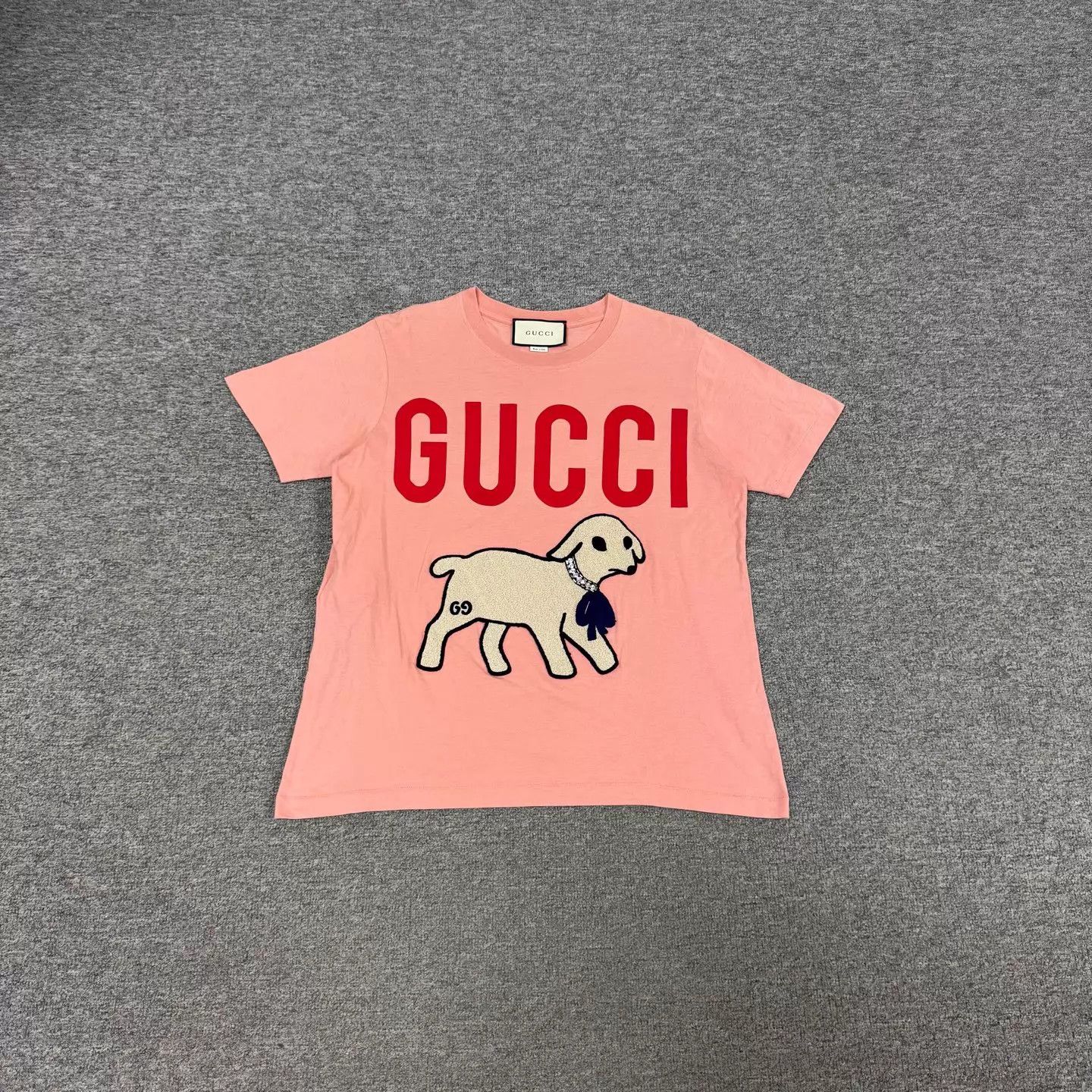 Gucci Gucci Pink Lamb Emblem Crew SS Tee M 99N Size M / US 6-8 / IT 42-44 - 1 Thumbnail