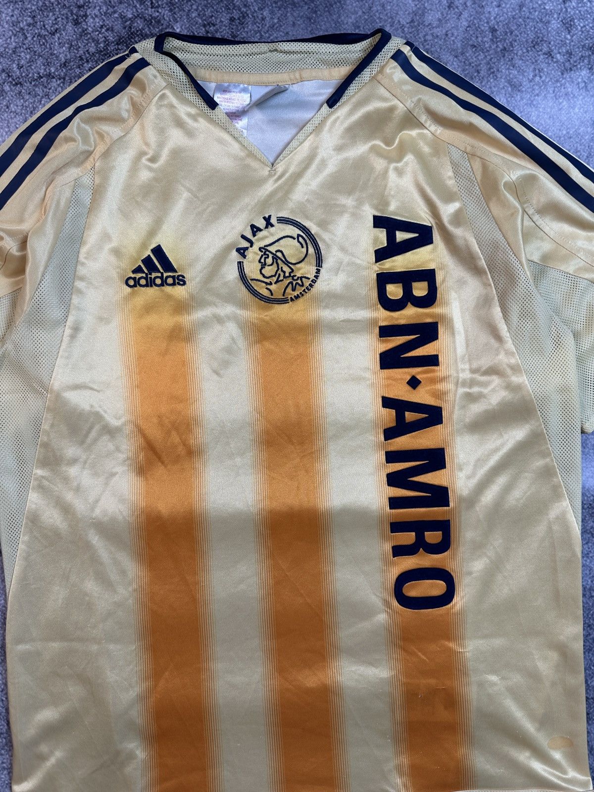 Adidas Y2K Adidas Ajax 04/05 Soccer Jersey Streetwear Rare S Casual Size US S / EU 44-46 / 1 - 2 Thumbnail