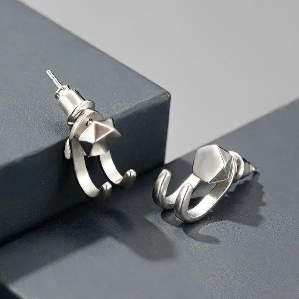 Other Hook Paw Stud Earrings for Men Size ONE SIZE - 4 Thumbnail