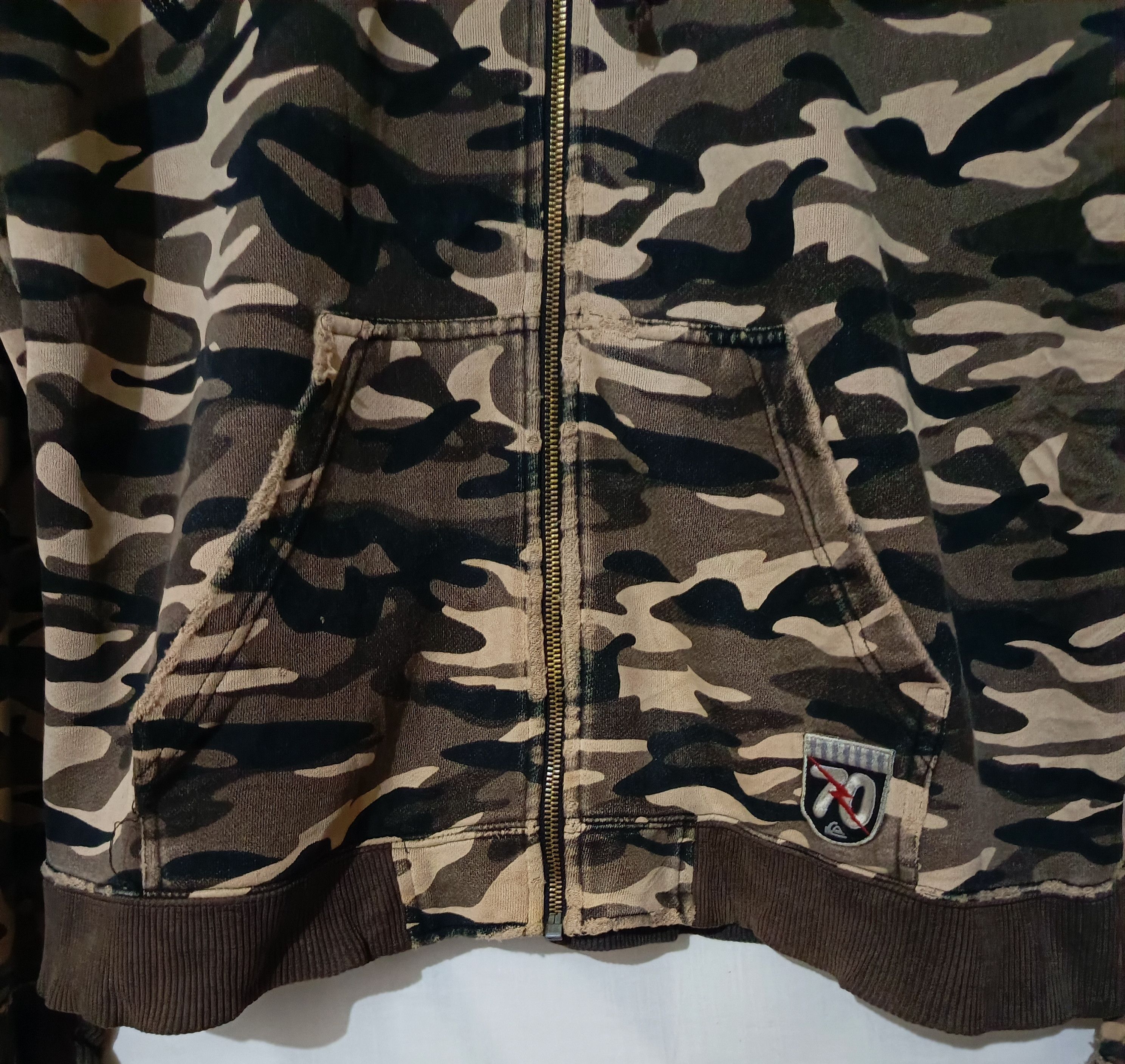 Quiksilver 🔥VTG QUICKSILVER DISTRESSED ZIPPER HOODIE Size US M / EU 48-50 / 2 - 3 Thumbnail