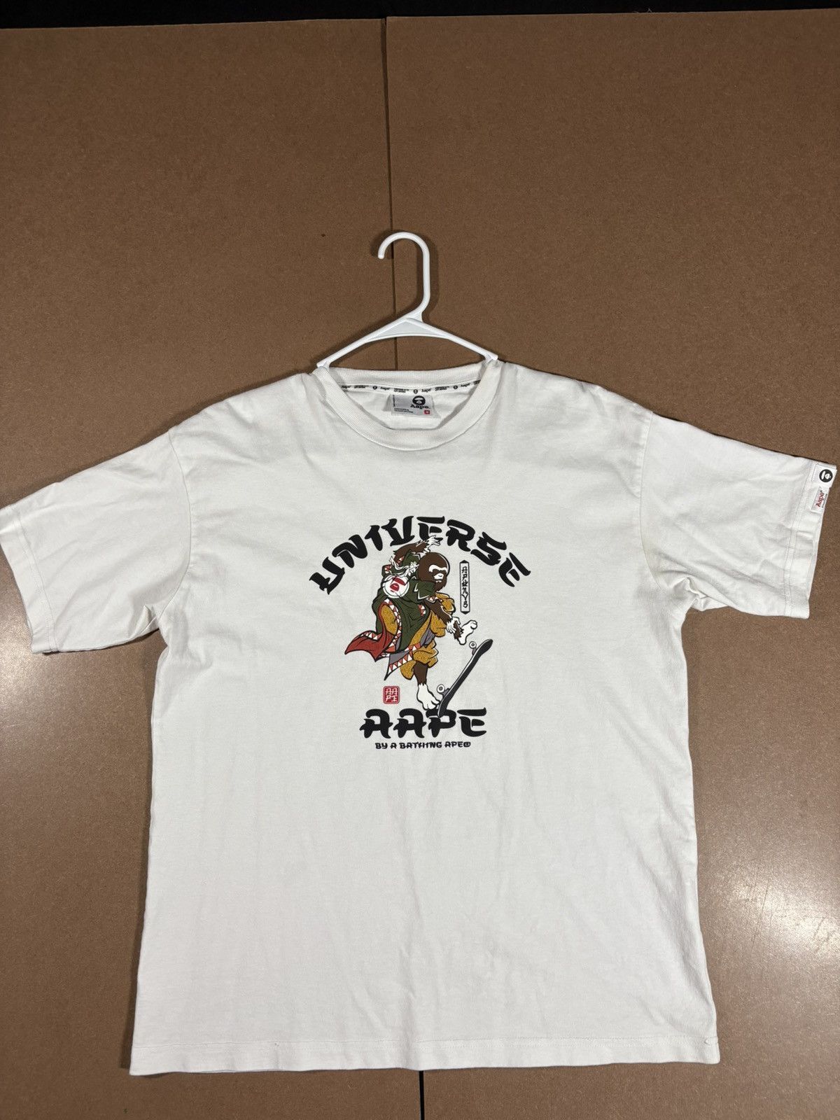 Aape AAPE Universe Japan Exclusive Graphic Tee White Medium Size US M / EU 48-50 / 2 - 1 Thumbnail