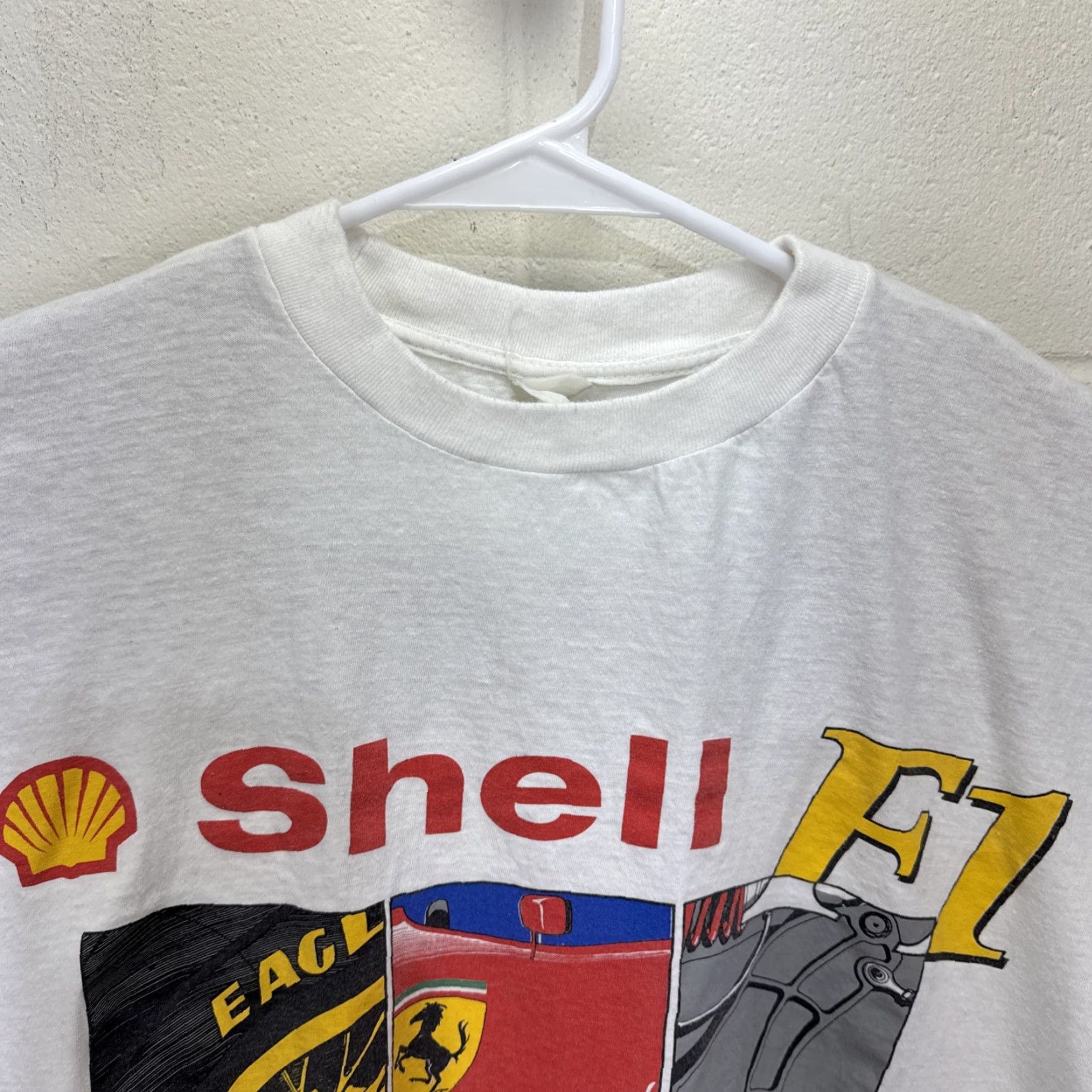 Ferrari VINTAGE FERRARI FORMULA 1 Shell T-Shirt Mens Large White 90s Racing Sports Size US L / EU 52-54 / 3 - 4 Thumbnail