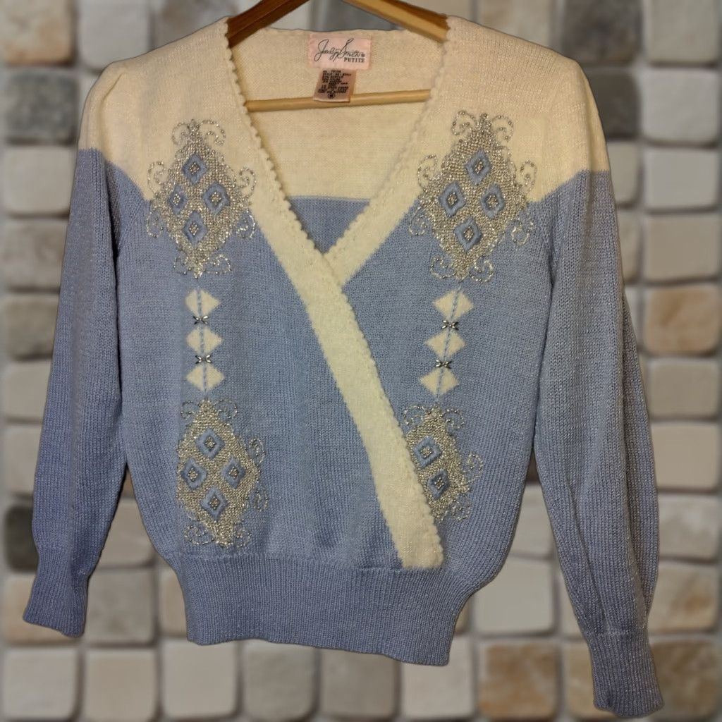 Vintage VINTAGE Jaclyn Smith Petite Sweater Women Pullover Long Sleeve V-Neck Beaded Silver 80s Fall Winter Spring Blue Size S / US 4 / IT 40 - 1 Thumbnail