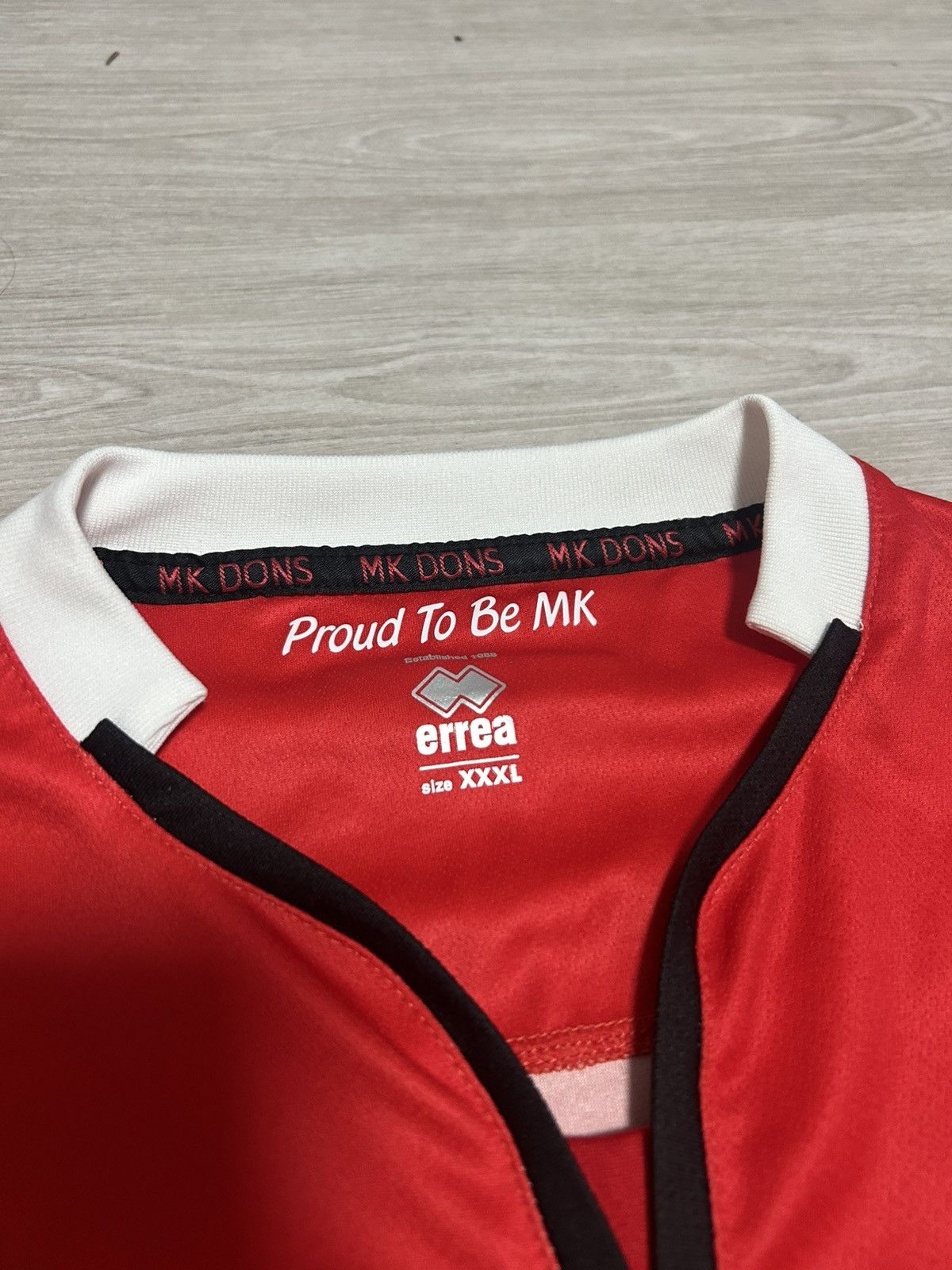 Errea MK Dons Shirt Mens XXL 3XL Red Errea Away Football Jersey Size US XXL / EU 58 / 5 - 5 Thumbnail